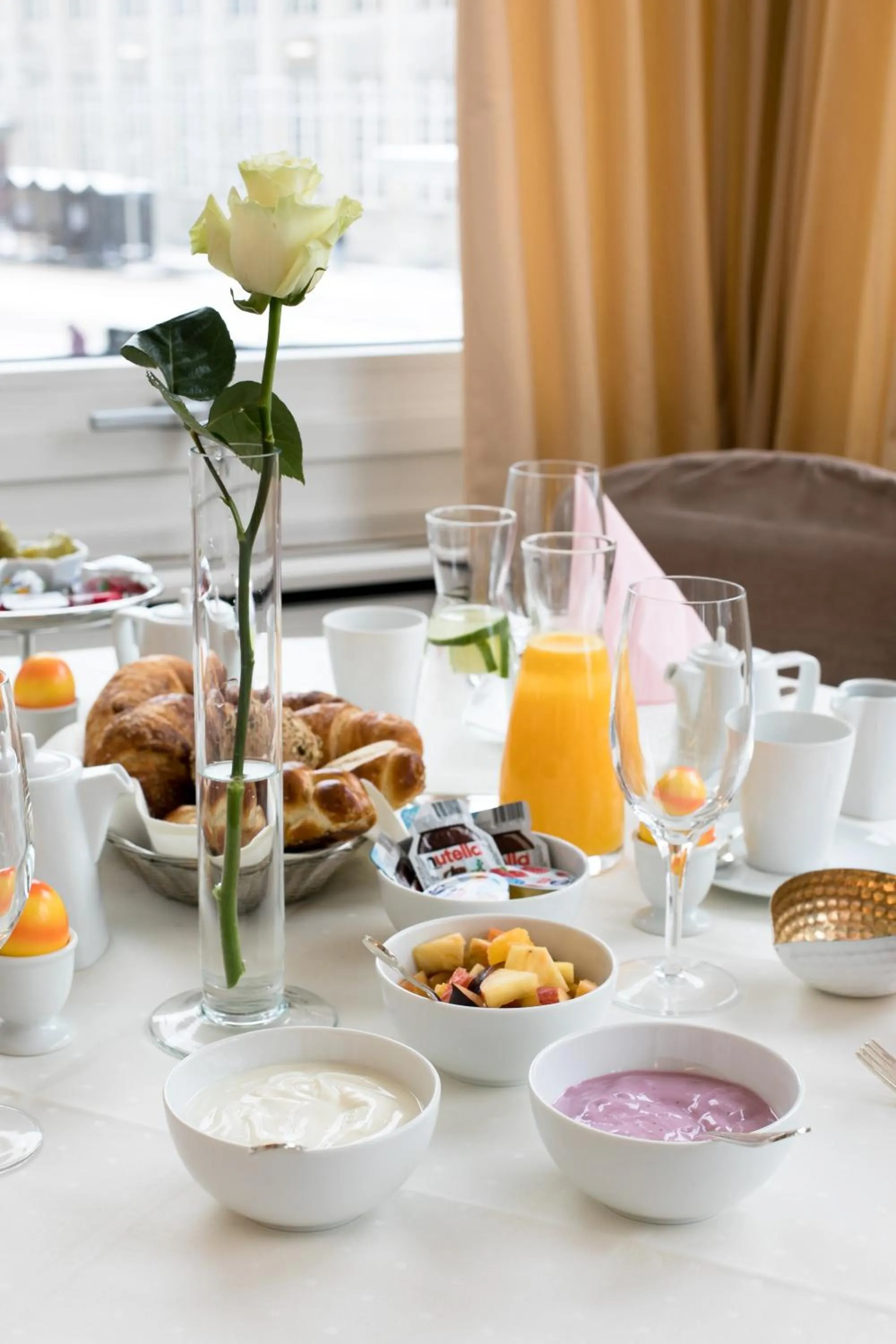 Buffet breakfast in Hotel Metropol