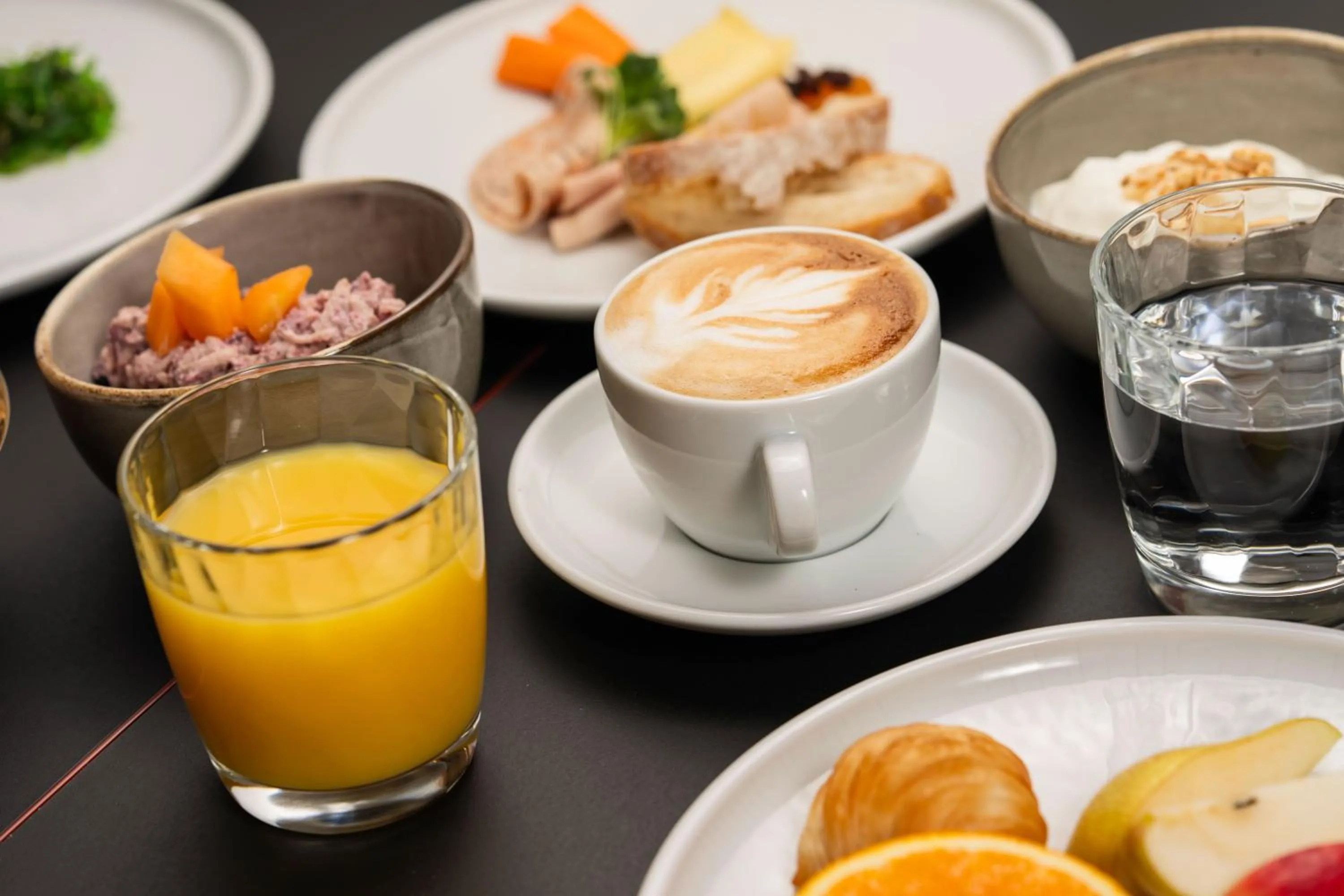 Breakfast in Tailormade Hotel METROPOL St Gallen