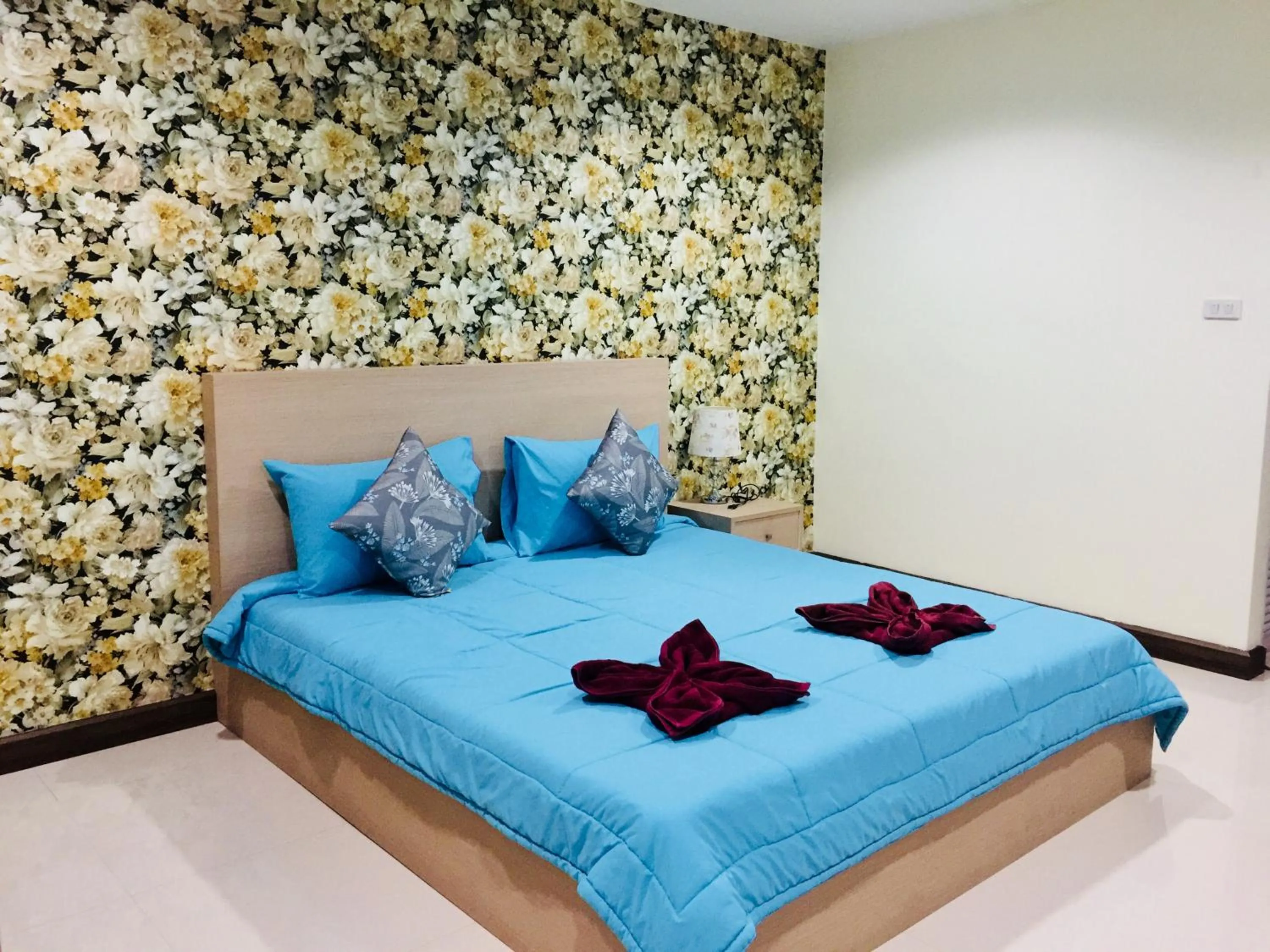 Bed in Thani Residence