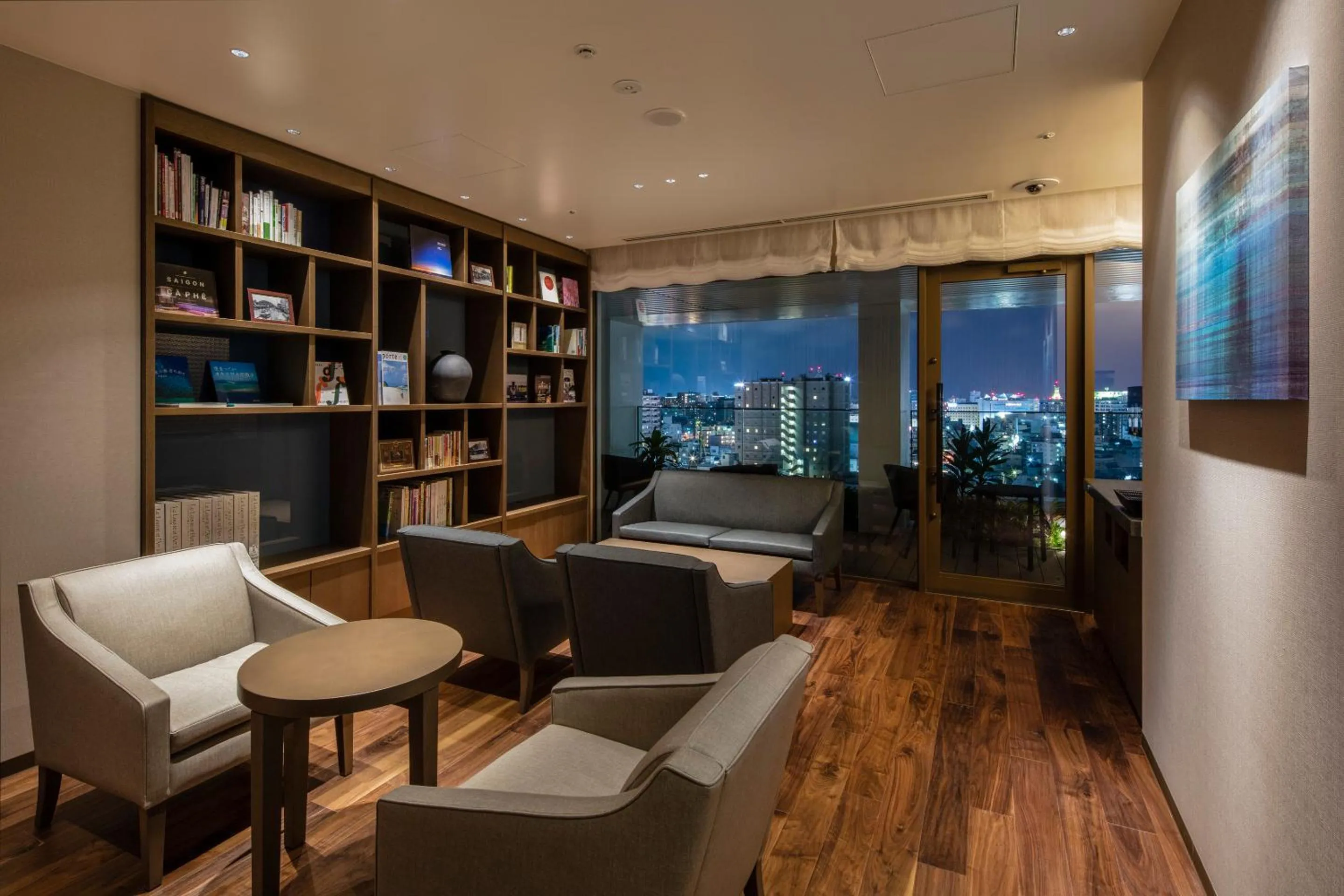 Library in JR Kyushu Hotel Blossom Naha