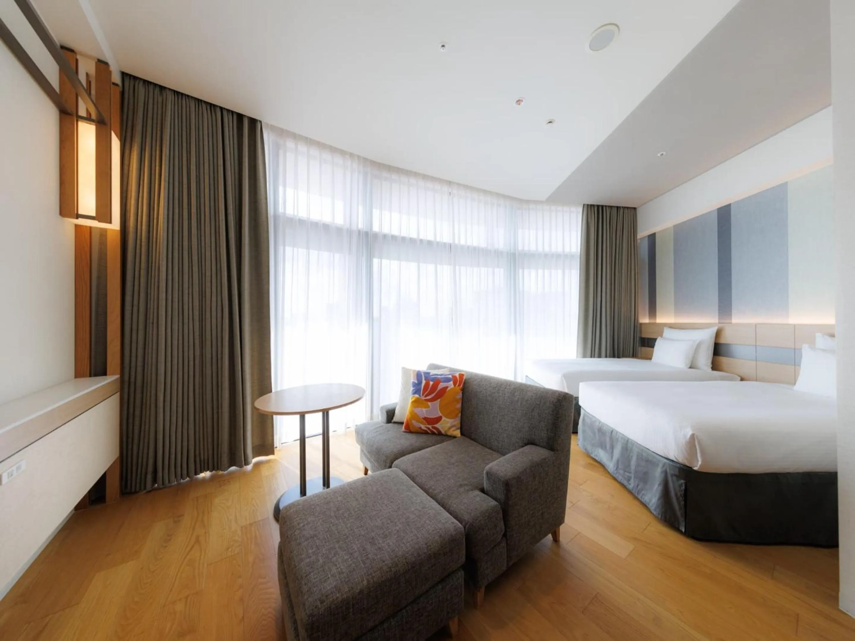 Photo of the whole room, Bed in JR Kyushu Hotel Blossom Naha