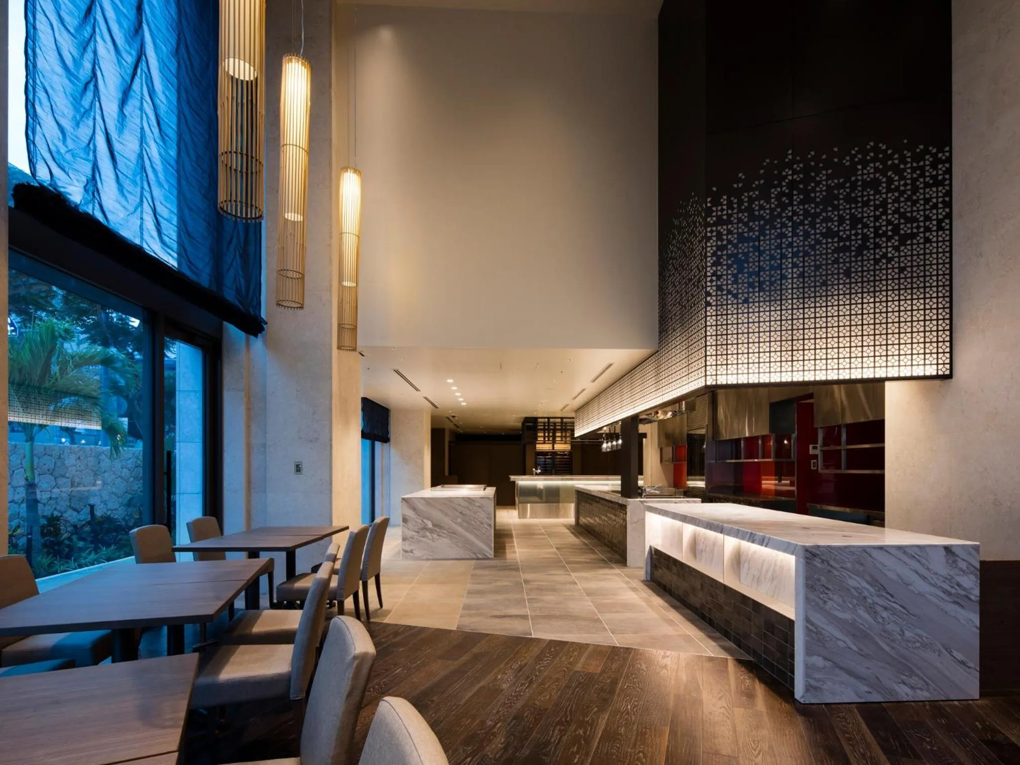 Restaurant/places to eat in JR Kyushu Hotel Blossom Naha