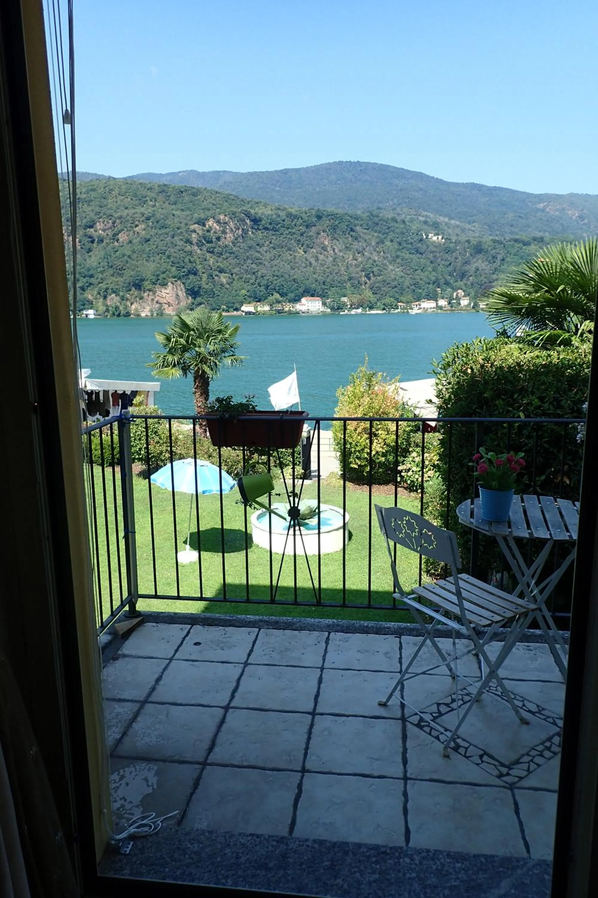 Lake view in B&B Dolce vista al lago Lugano