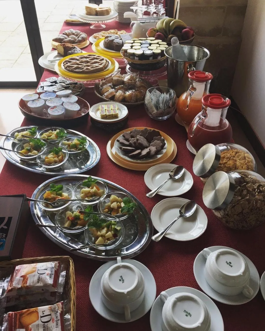 Buffet breakfast in Masseria Li Campi