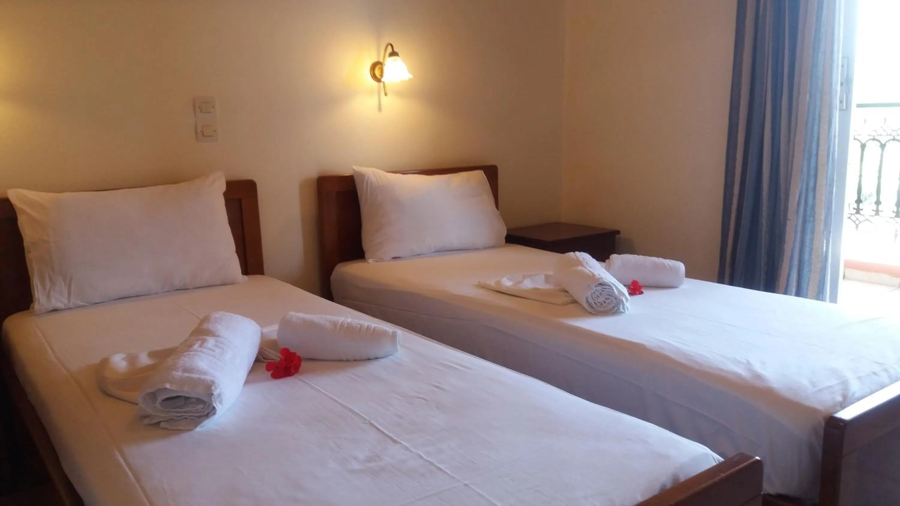 Bed in Ζante Dolphin