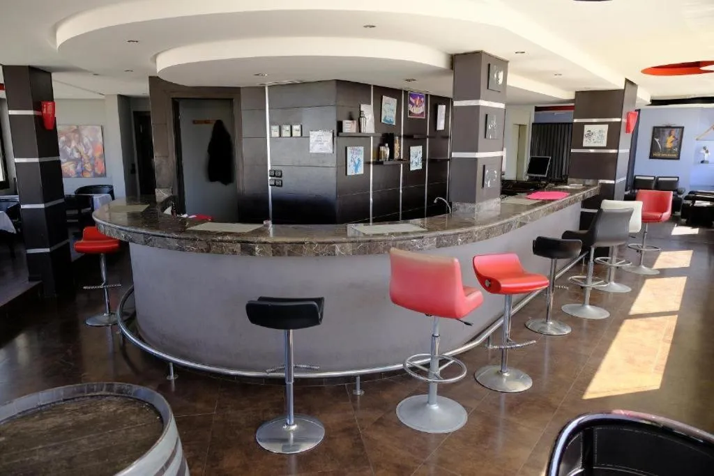 Lounge or bar in Washington Hotel