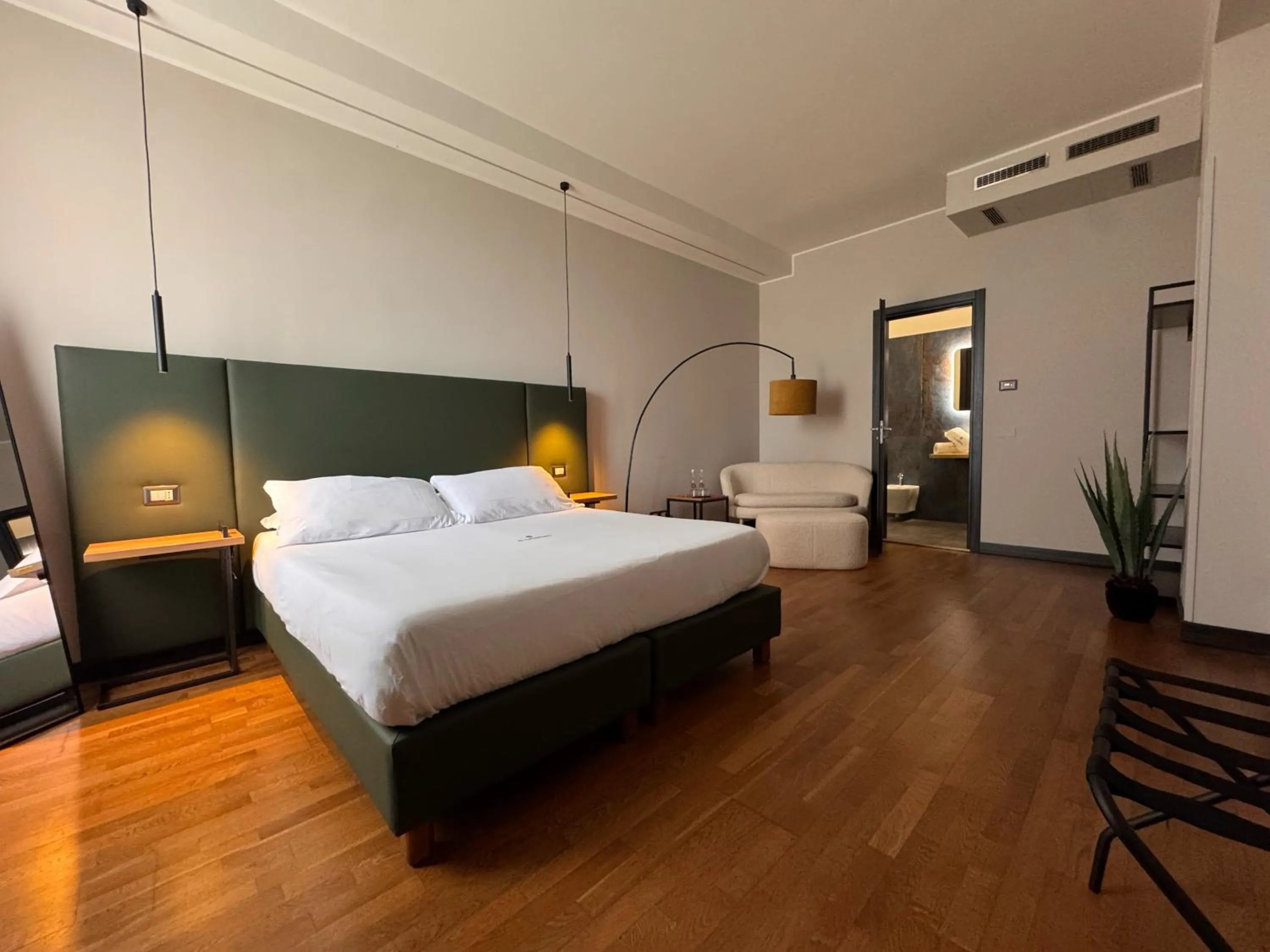 Photo of the whole room, Bed in Il Lavatoio Dimora Storica