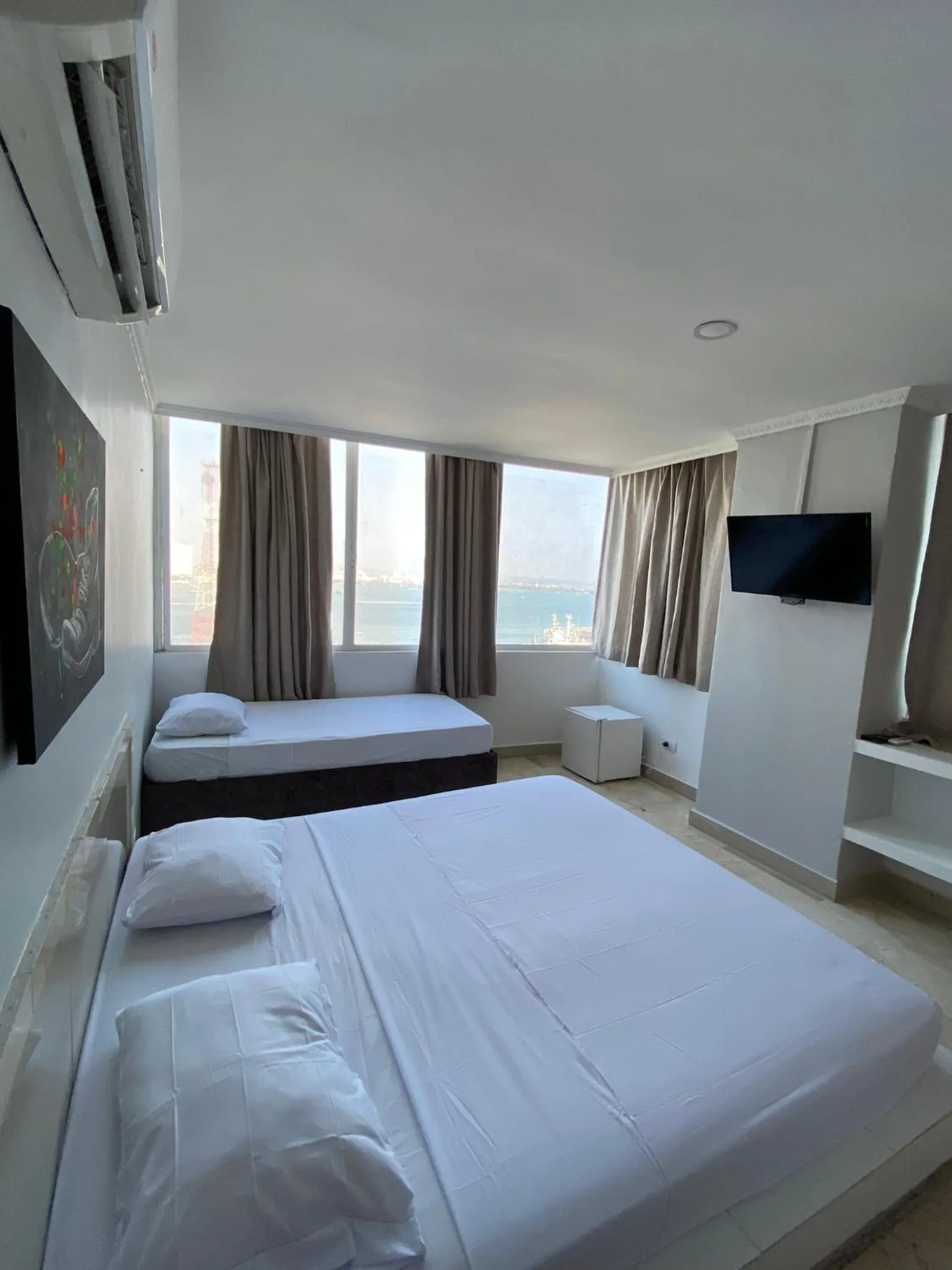 Photo of the whole room, Bed in Hotel Cartagena Premium