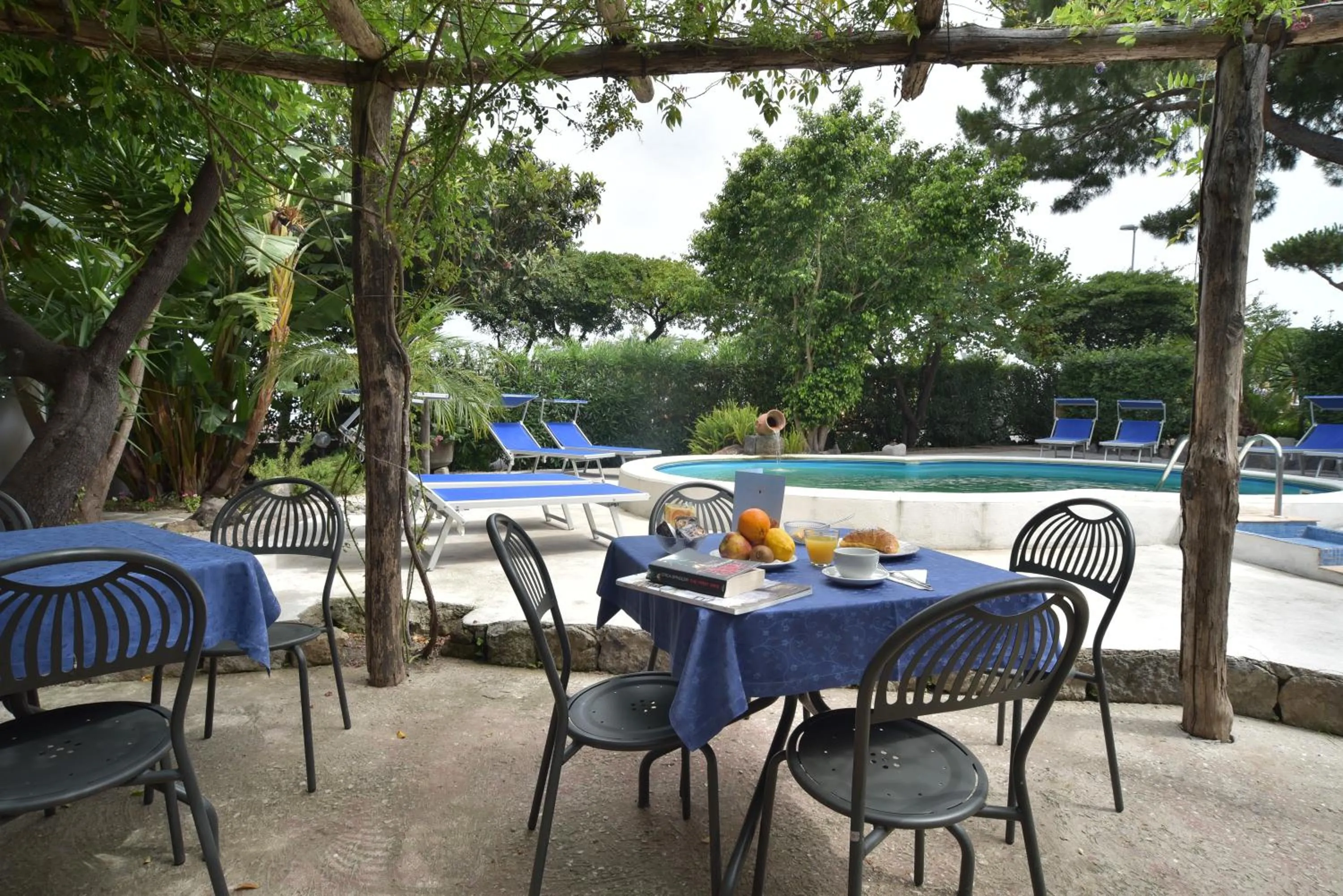 Patio in Albergo Italia - Beach Hotel