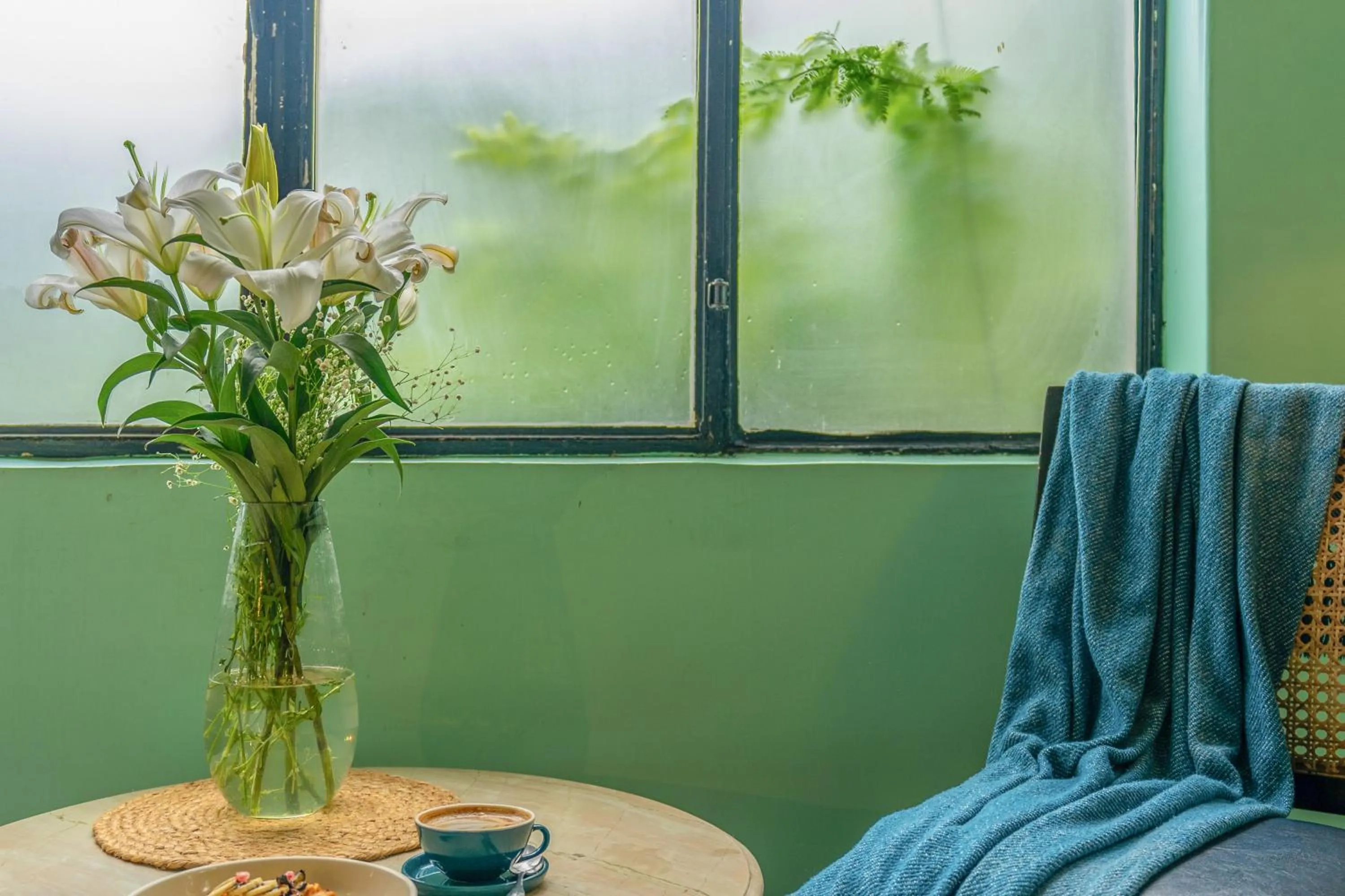 Living room in Minimalist One Hauz Khas Village