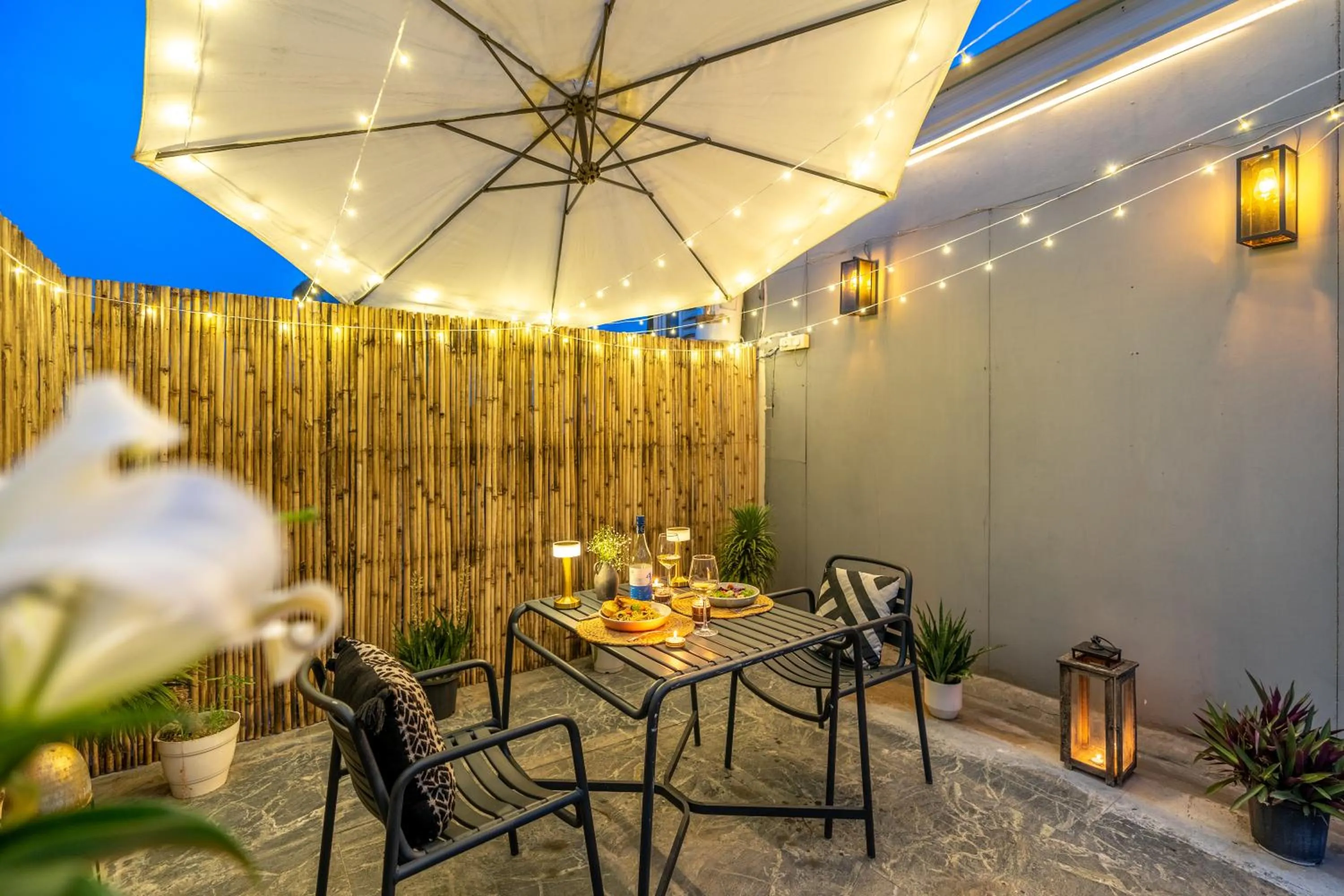 Patio in Minimalist One Hauz Khas Village