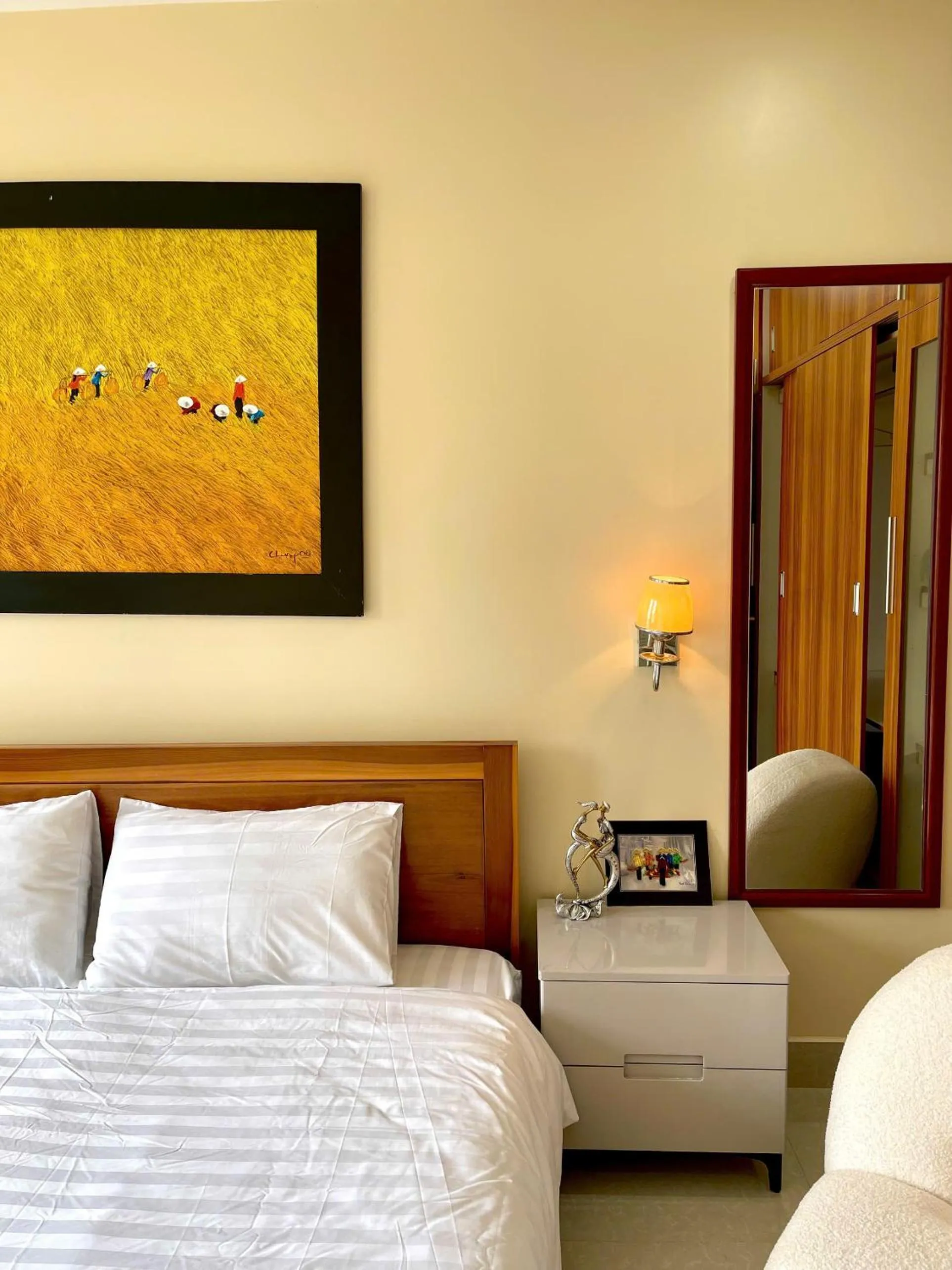 Bed in Hoa Ngoc Lan - The Orchid Villa Dalat