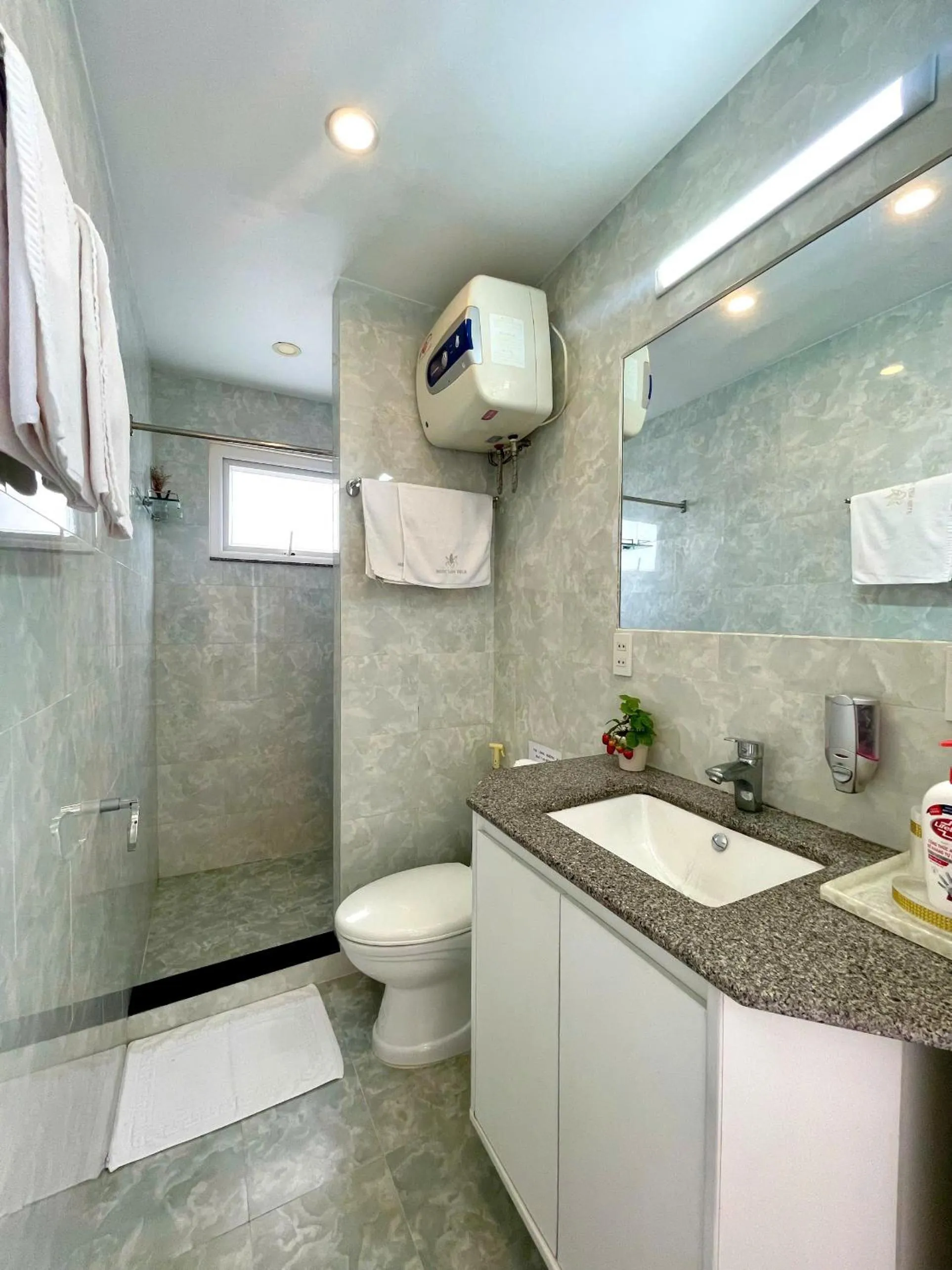 Hoa Ngoc Lan - The Orchid Villa Dalat