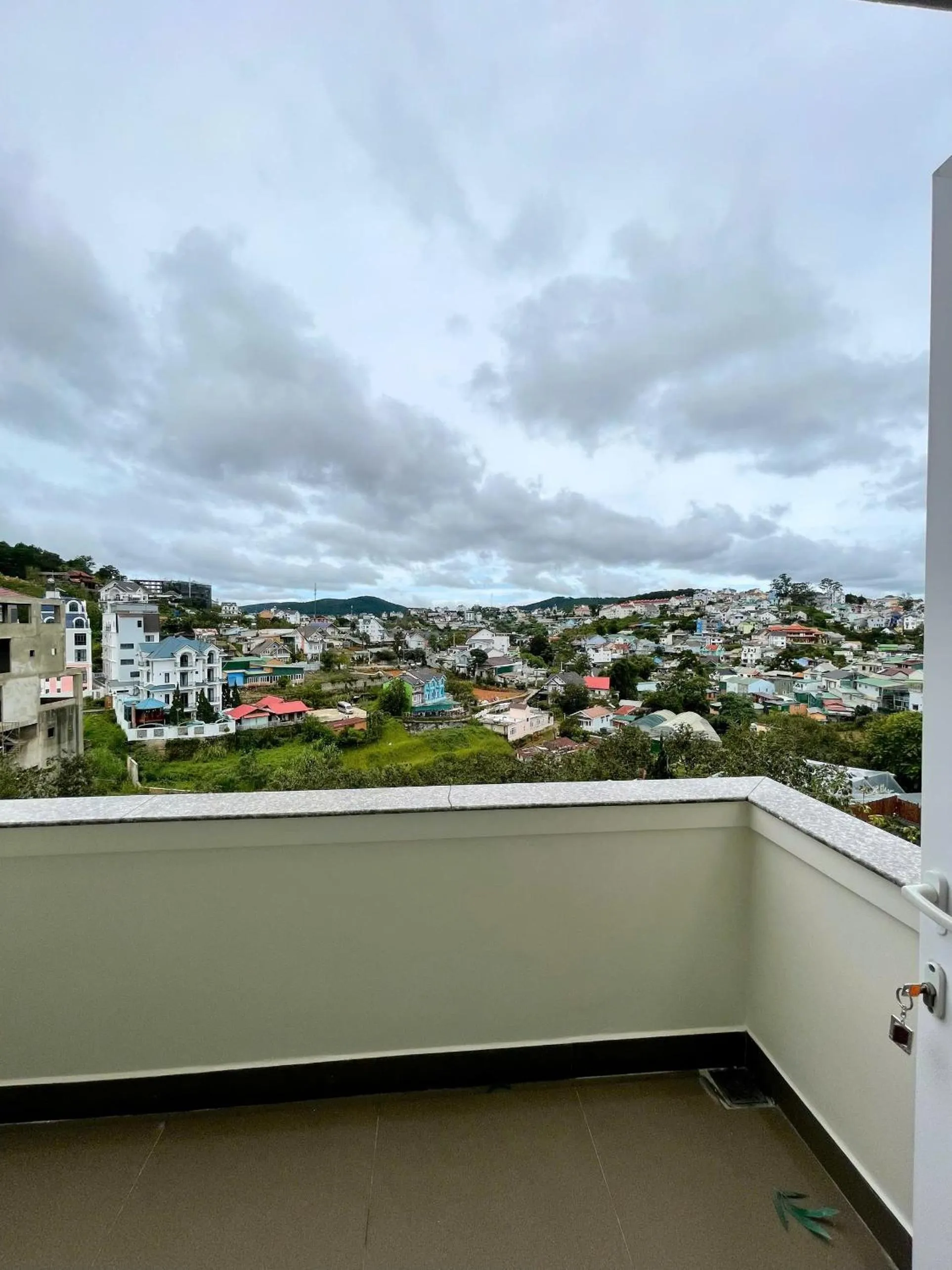 Hoa Ngoc Lan - The Orchid Villa Dalat