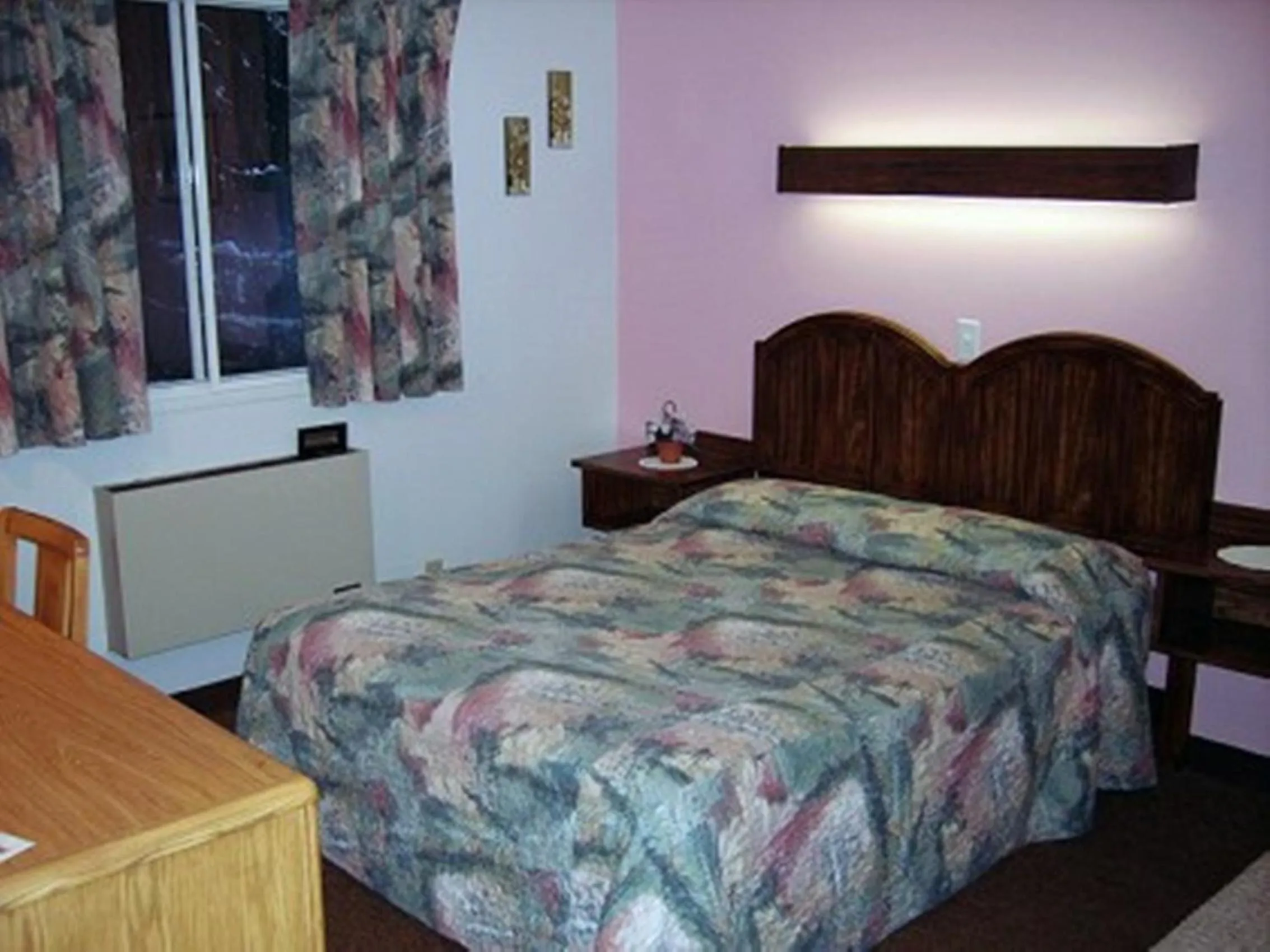 Bed in Auberge Mountain View Inn