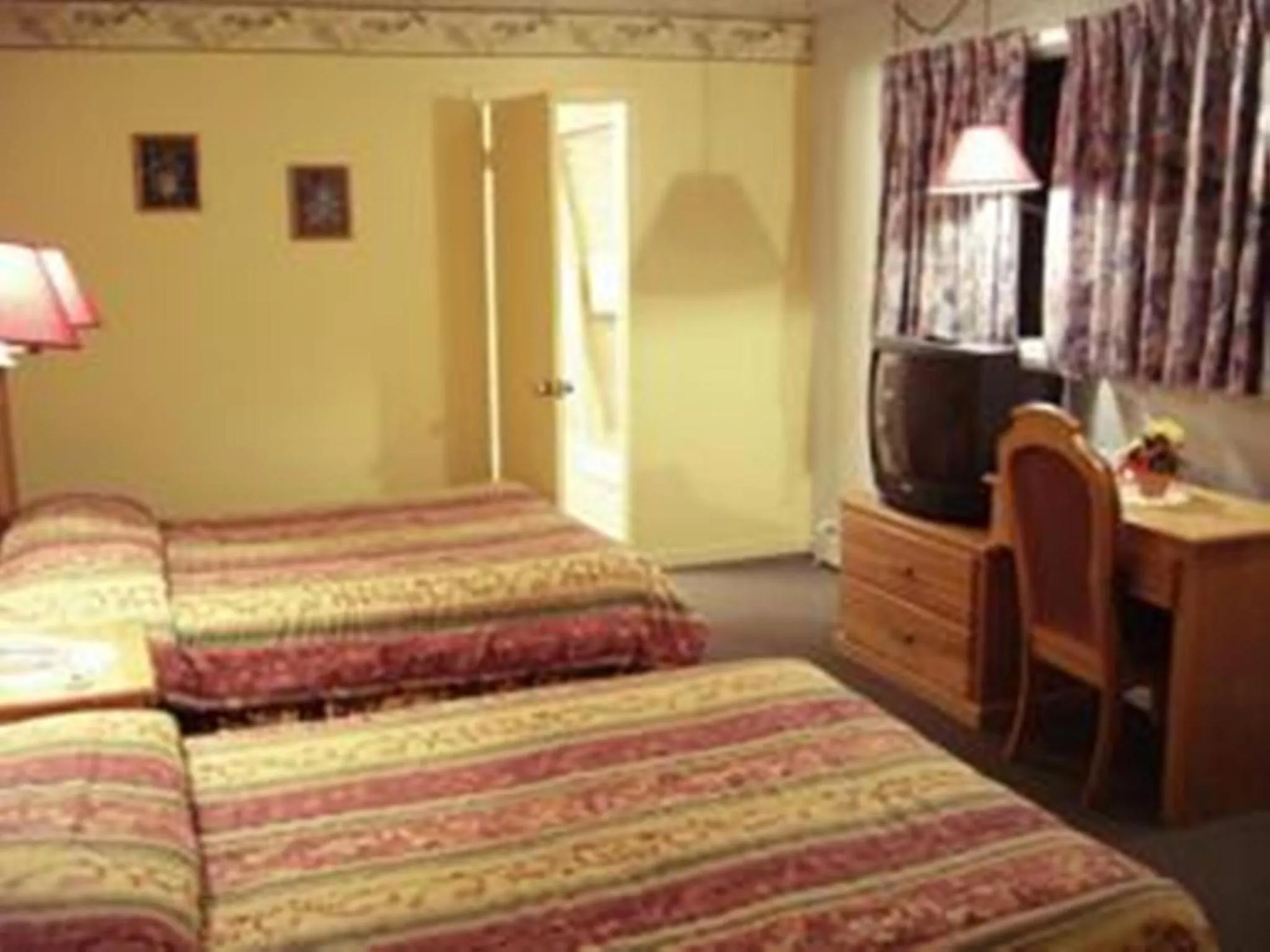 Bed in Auberge Mountain View Inn