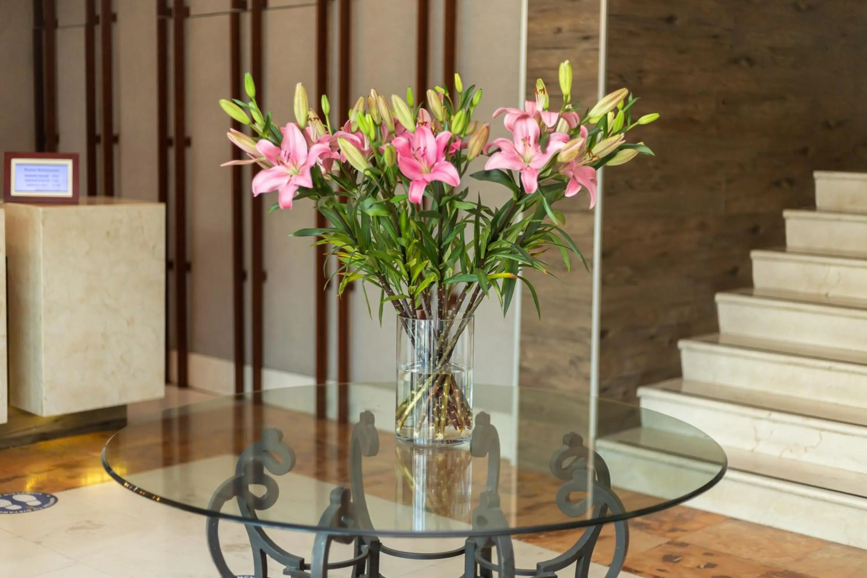 Property building in Hotel Expo Abastos