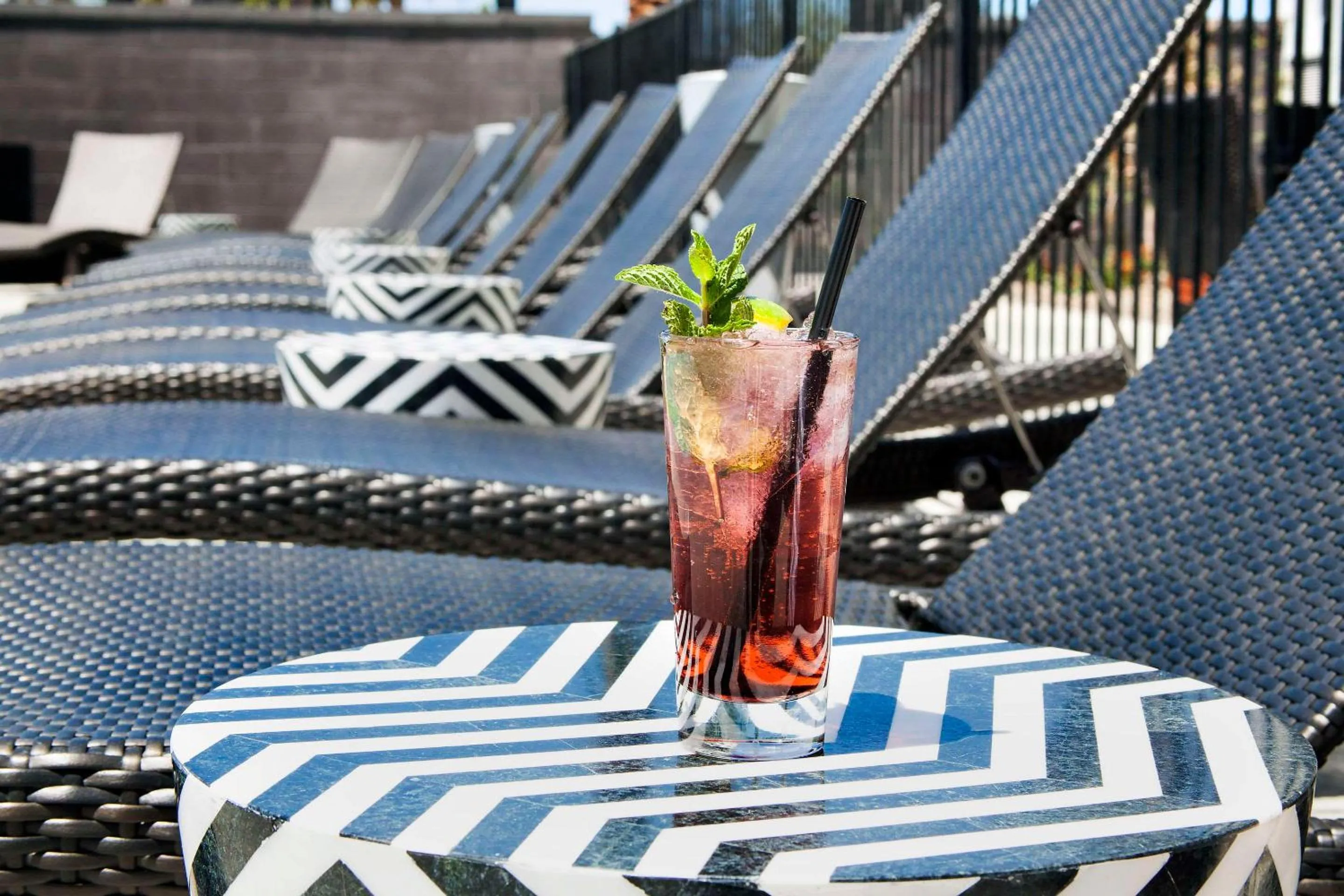 Swimming pool in Cambria Hotel Phoenix Chandler - Fashion Center