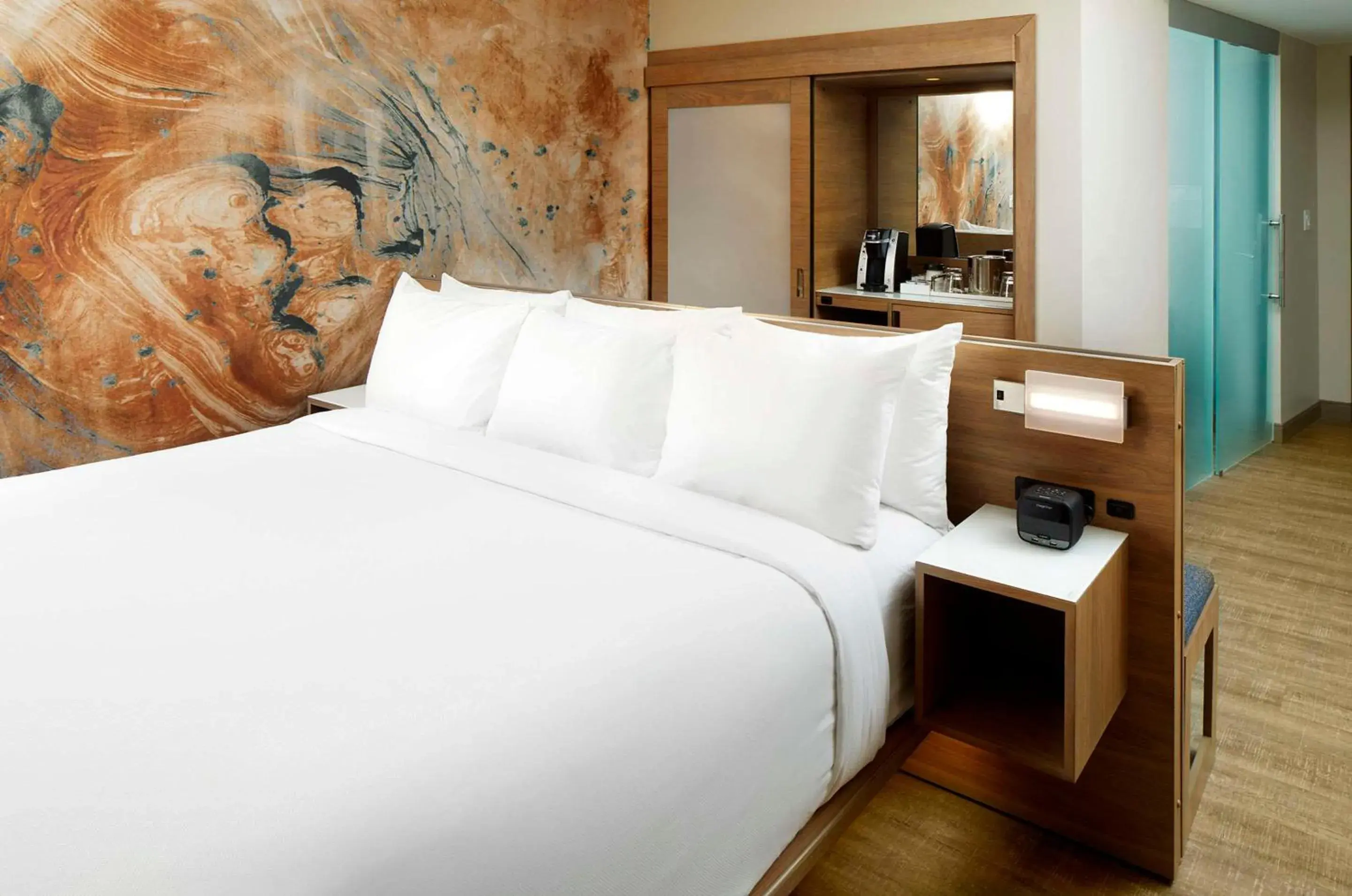 King Room - Non-Smoking in Cambria Hotel Phoenix Chandler - Fashion Center King Room - Non-Smoking in Cambria Hotel Phoenix Chandler - Fashion Center