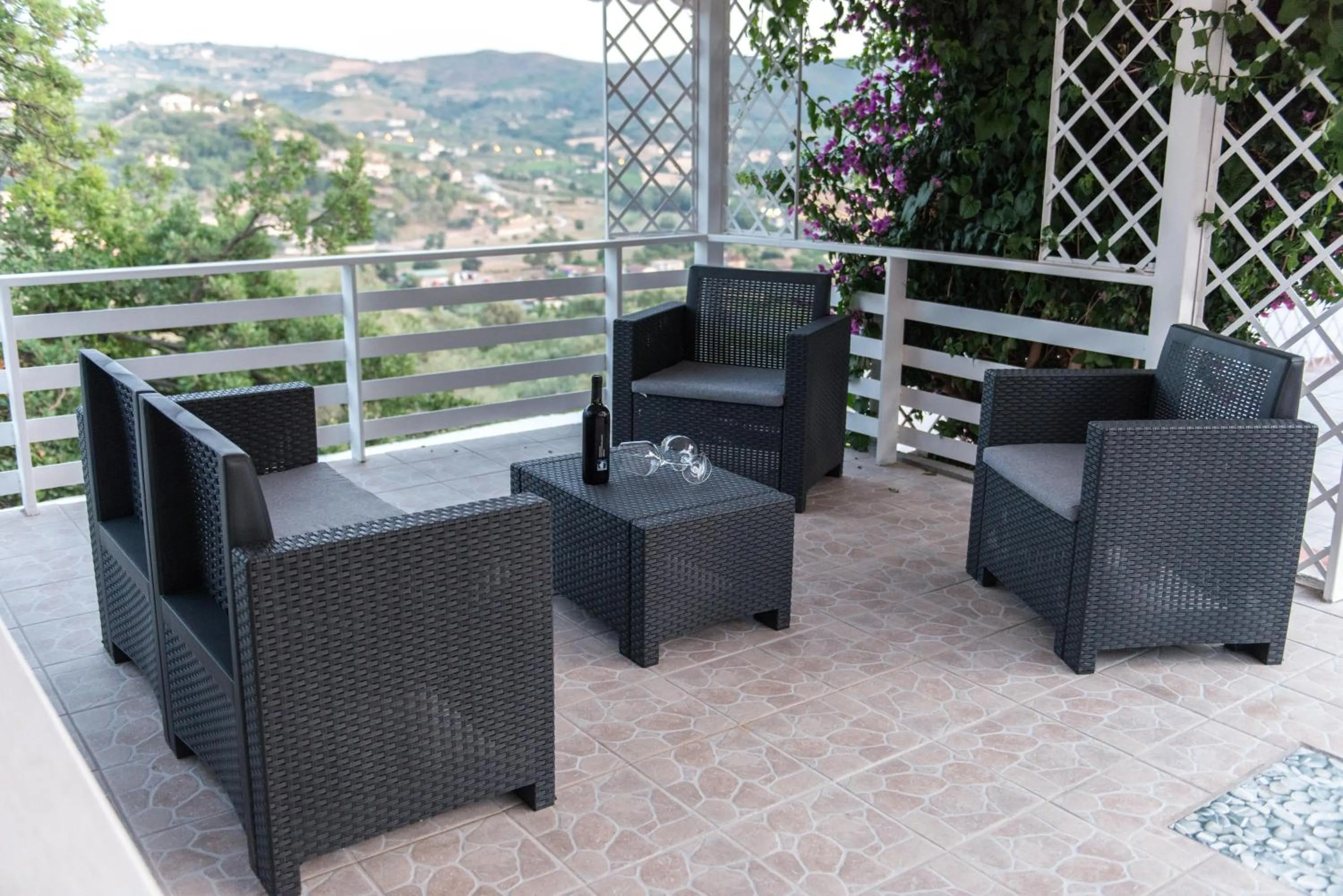 Property building in Villa Milena