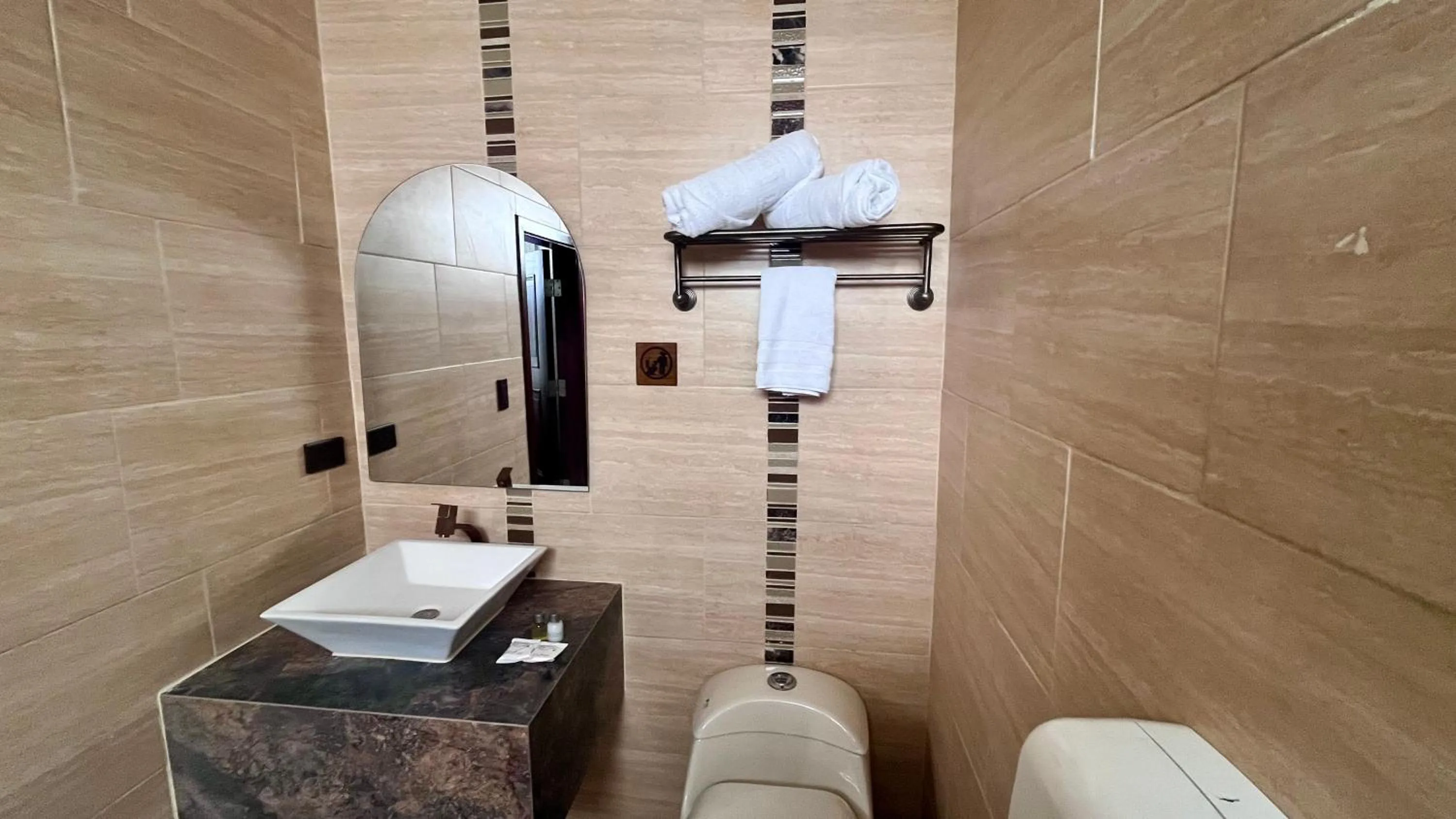 Shower in Hotel Patrimonial by Greenfield