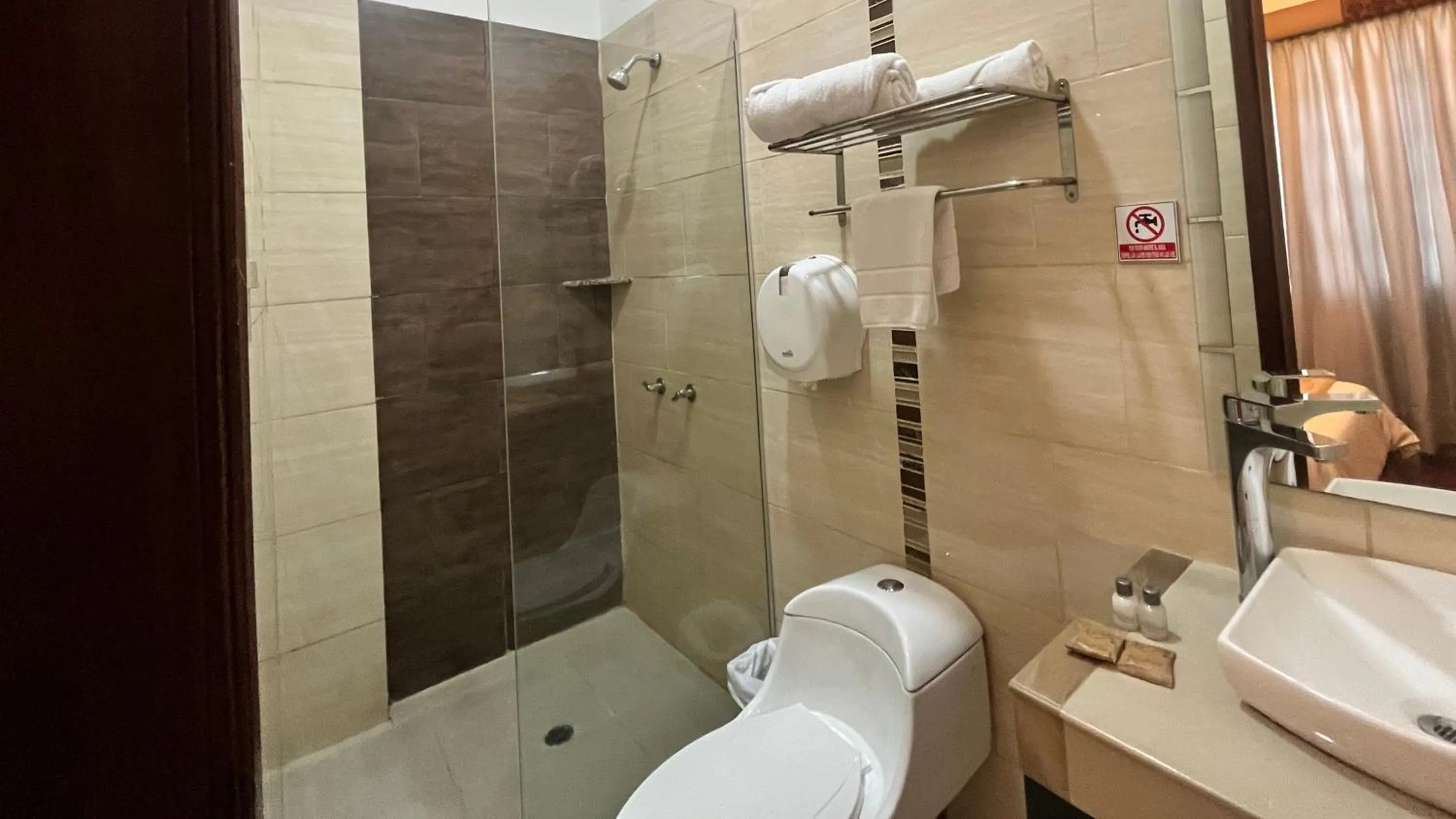 Bathroom in Hotel Patrimonial by Greenfield