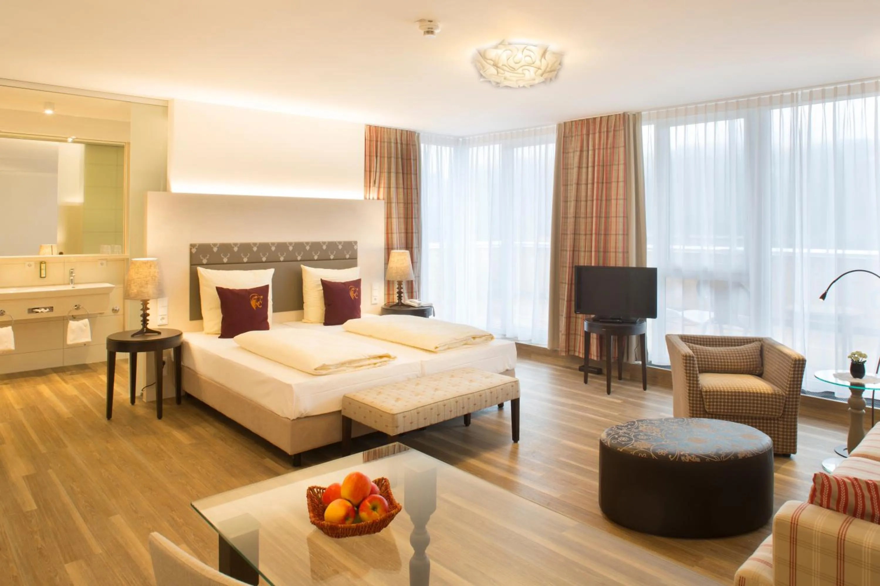 Photo of the whole room, Bed in Hotel Bären Titisee