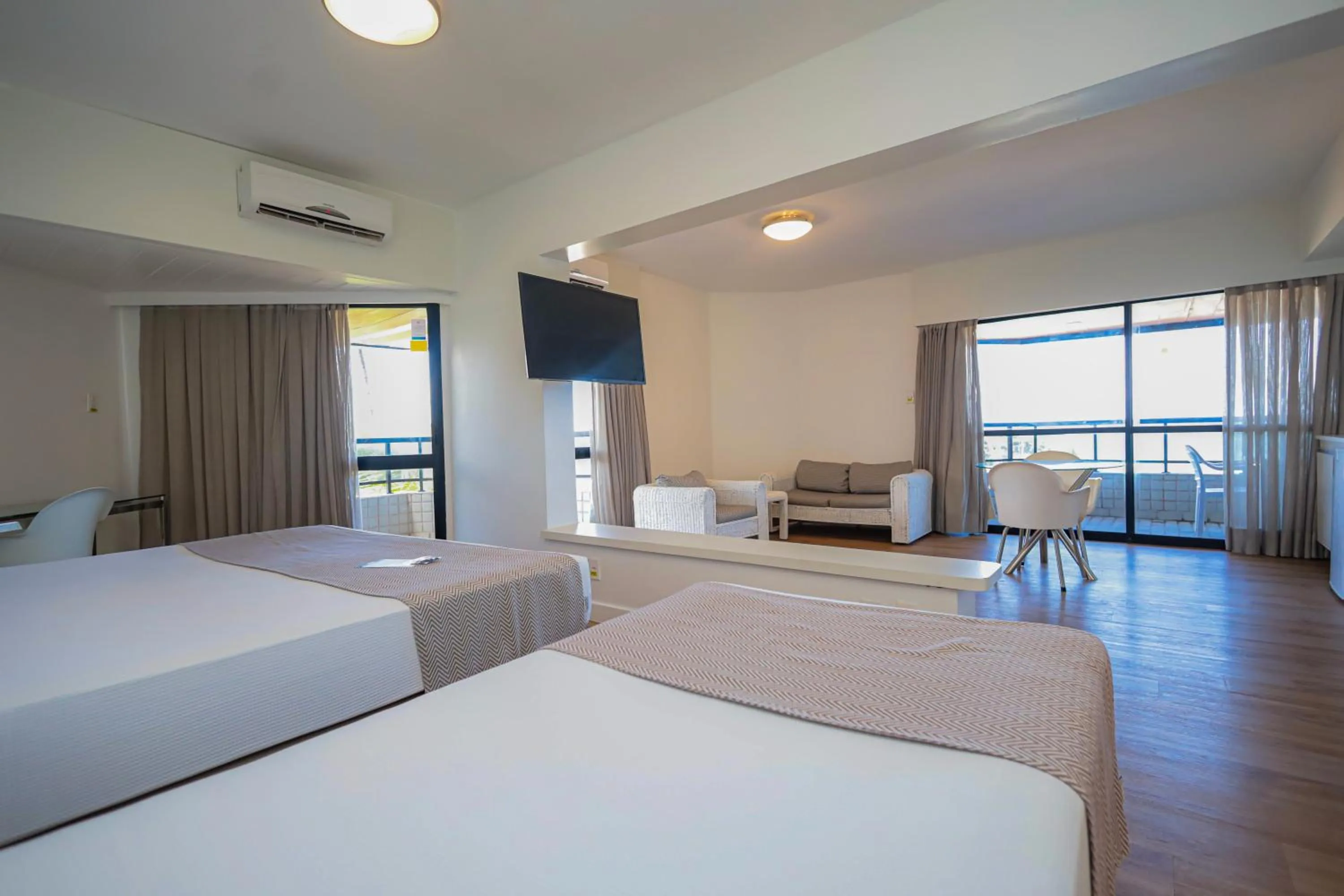 Photo of the whole room, Bed in Maceió Atlantic Suites