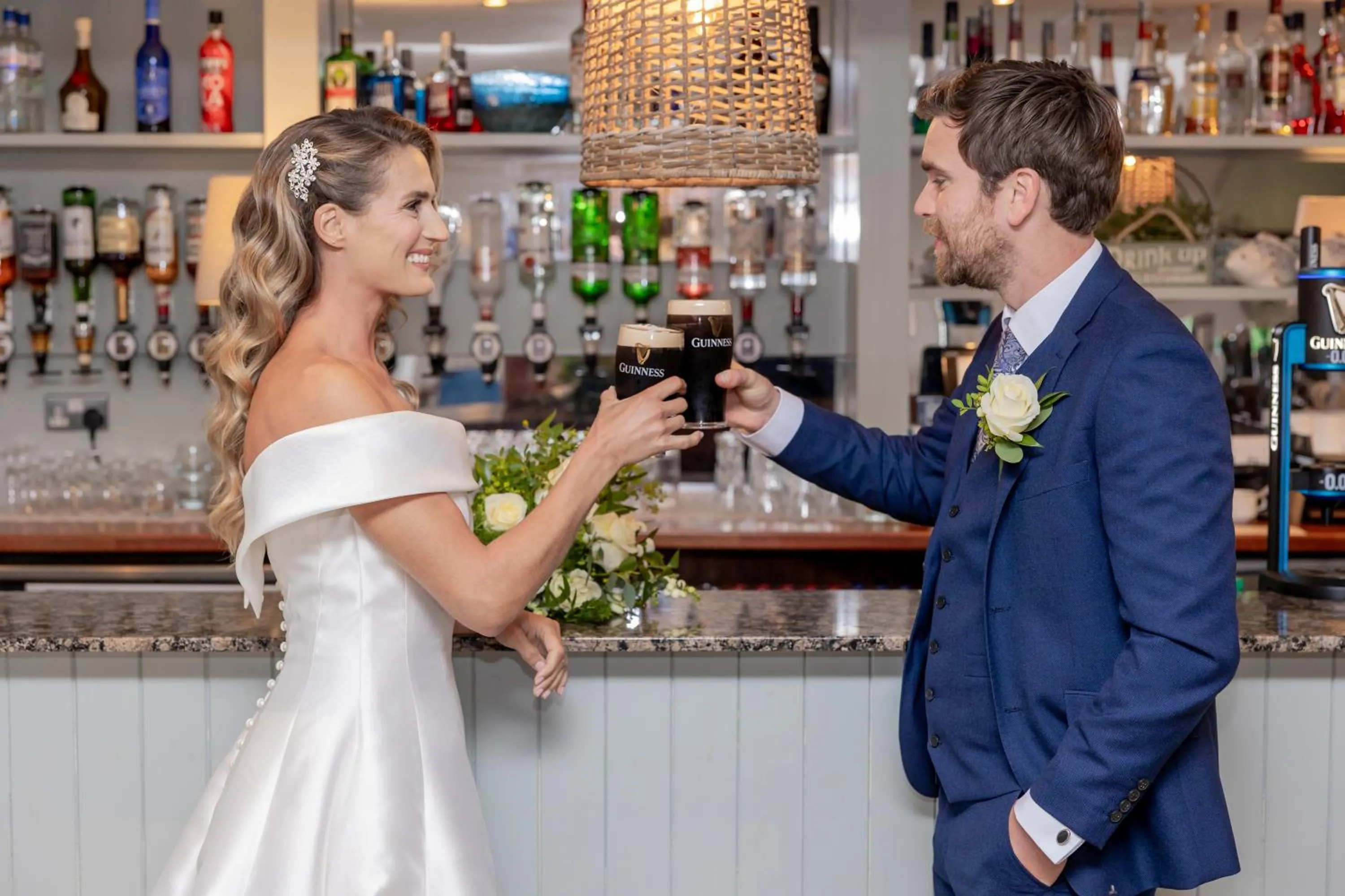 Lounge or bar in The Glenside