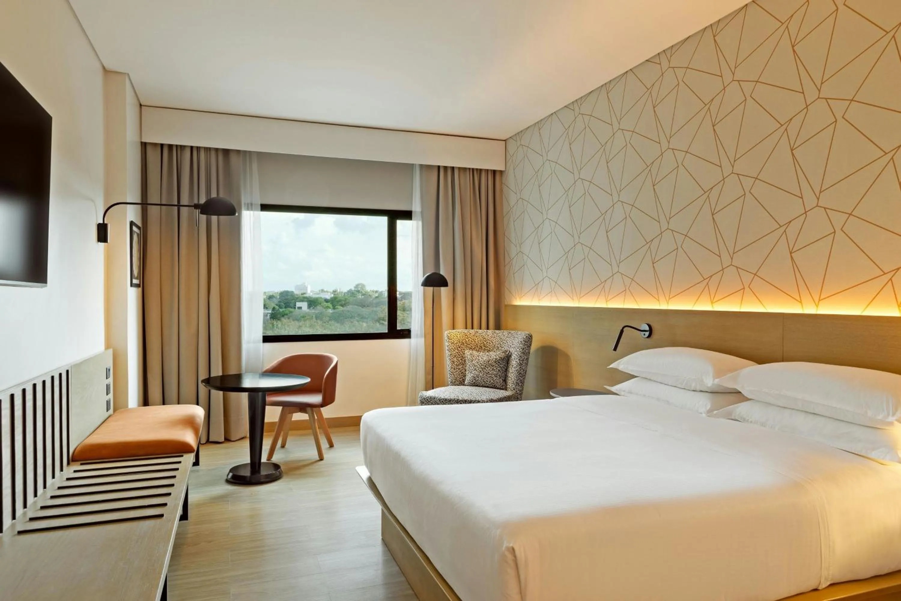 Photo of the whole room, Bed in Sheraton Asuncion Hotel