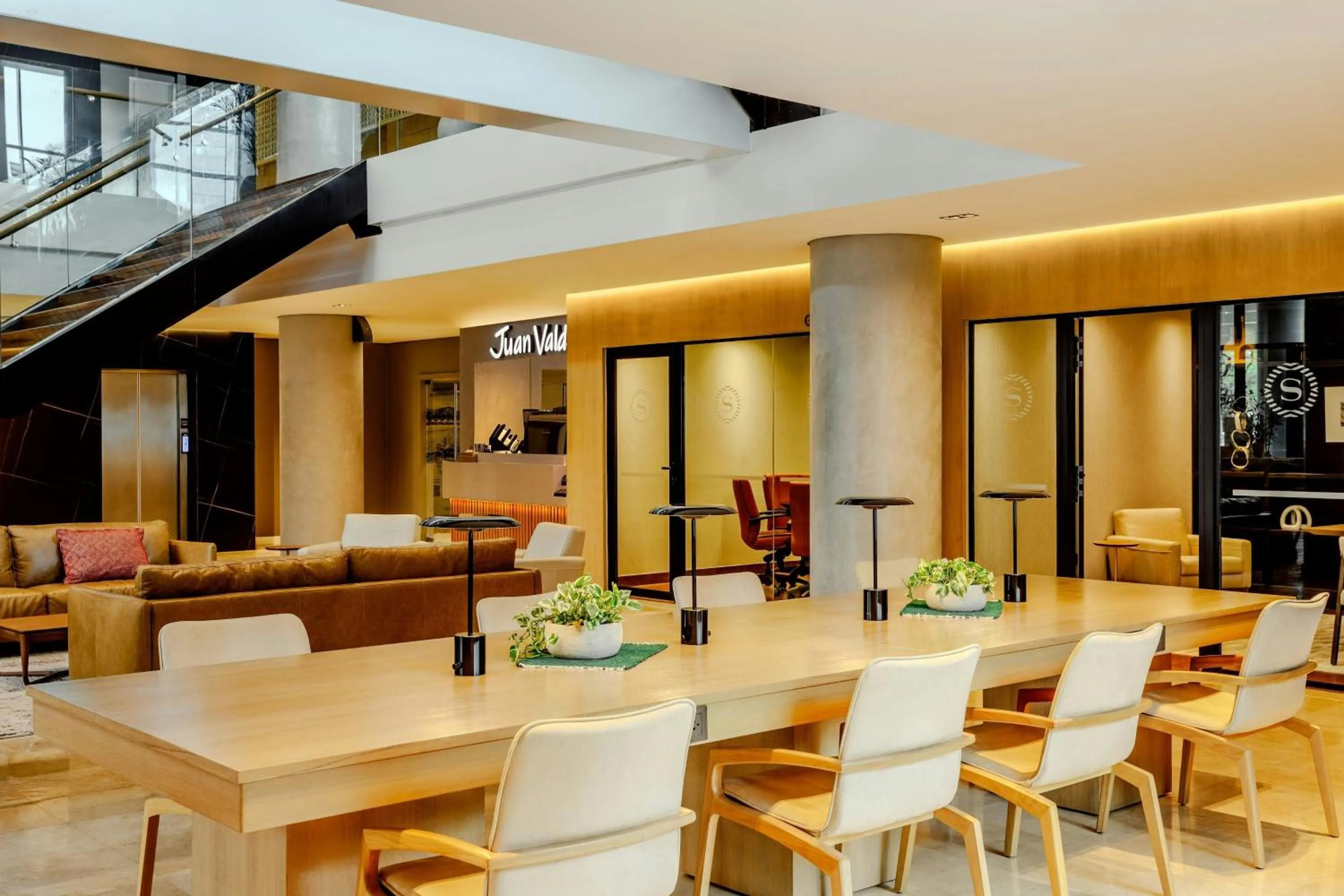 Lobby or reception in Sheraton Asuncion Hotel