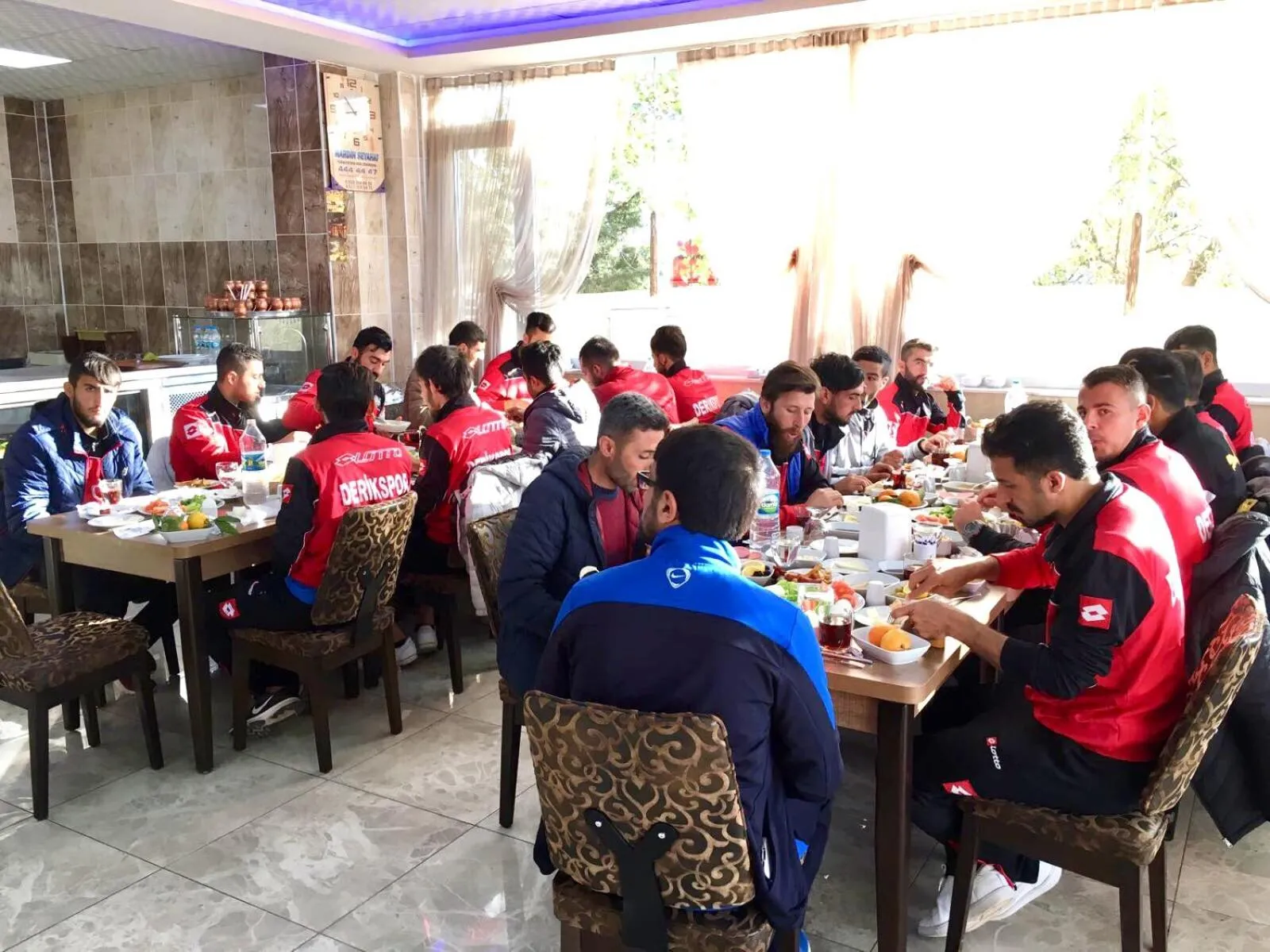 Meals in Avesis Hotel