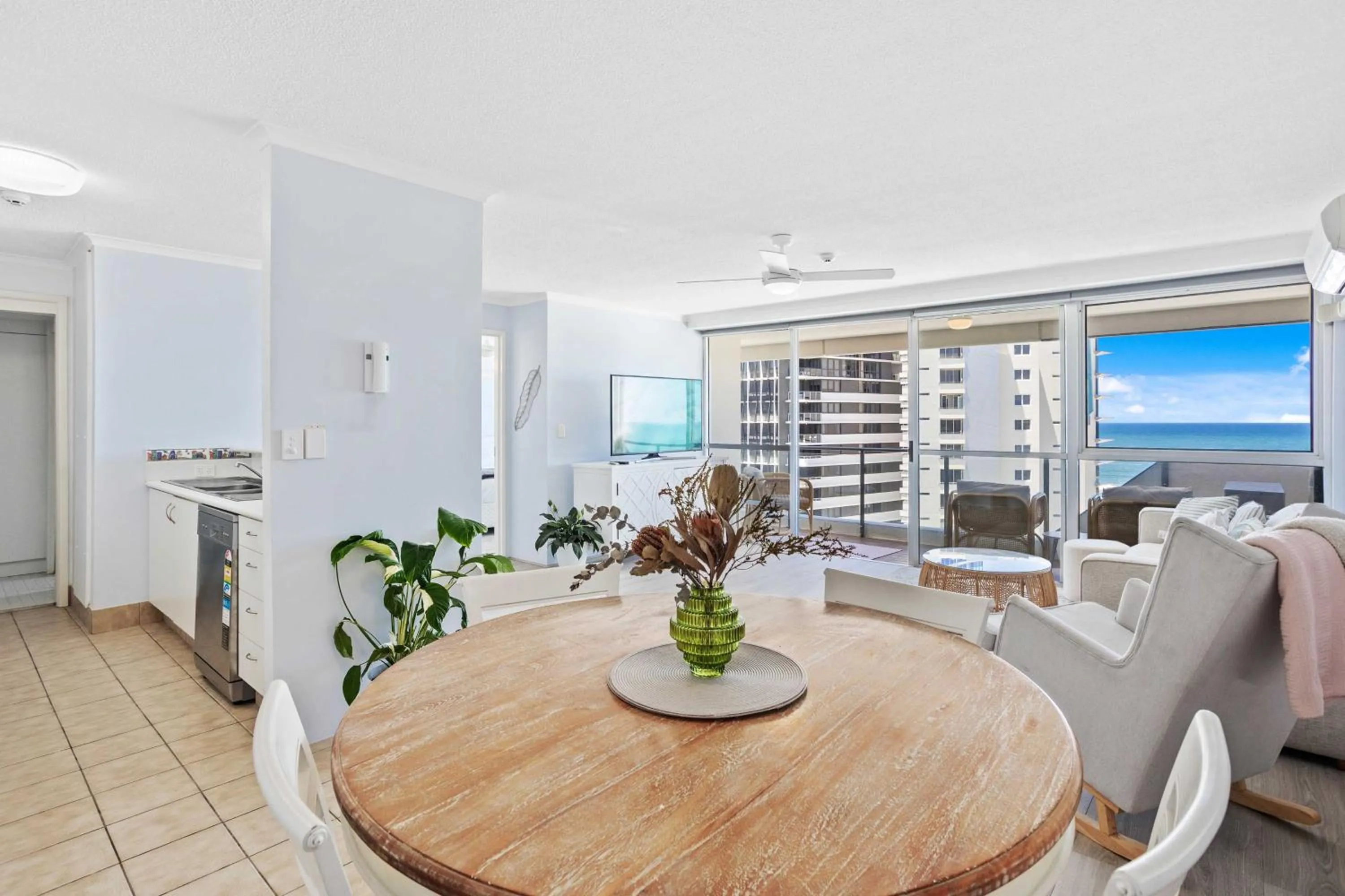 Living room in Baronnet Apartments