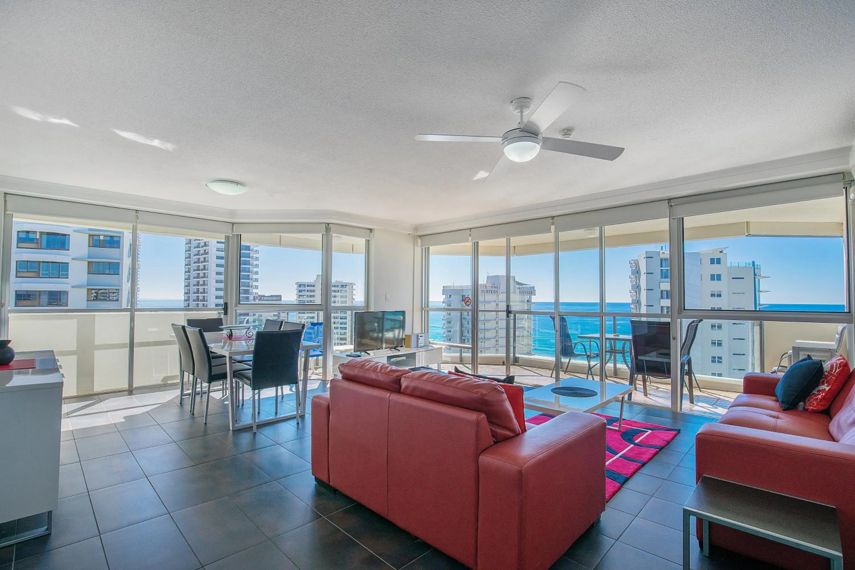 Living room in Baronnet Apartments