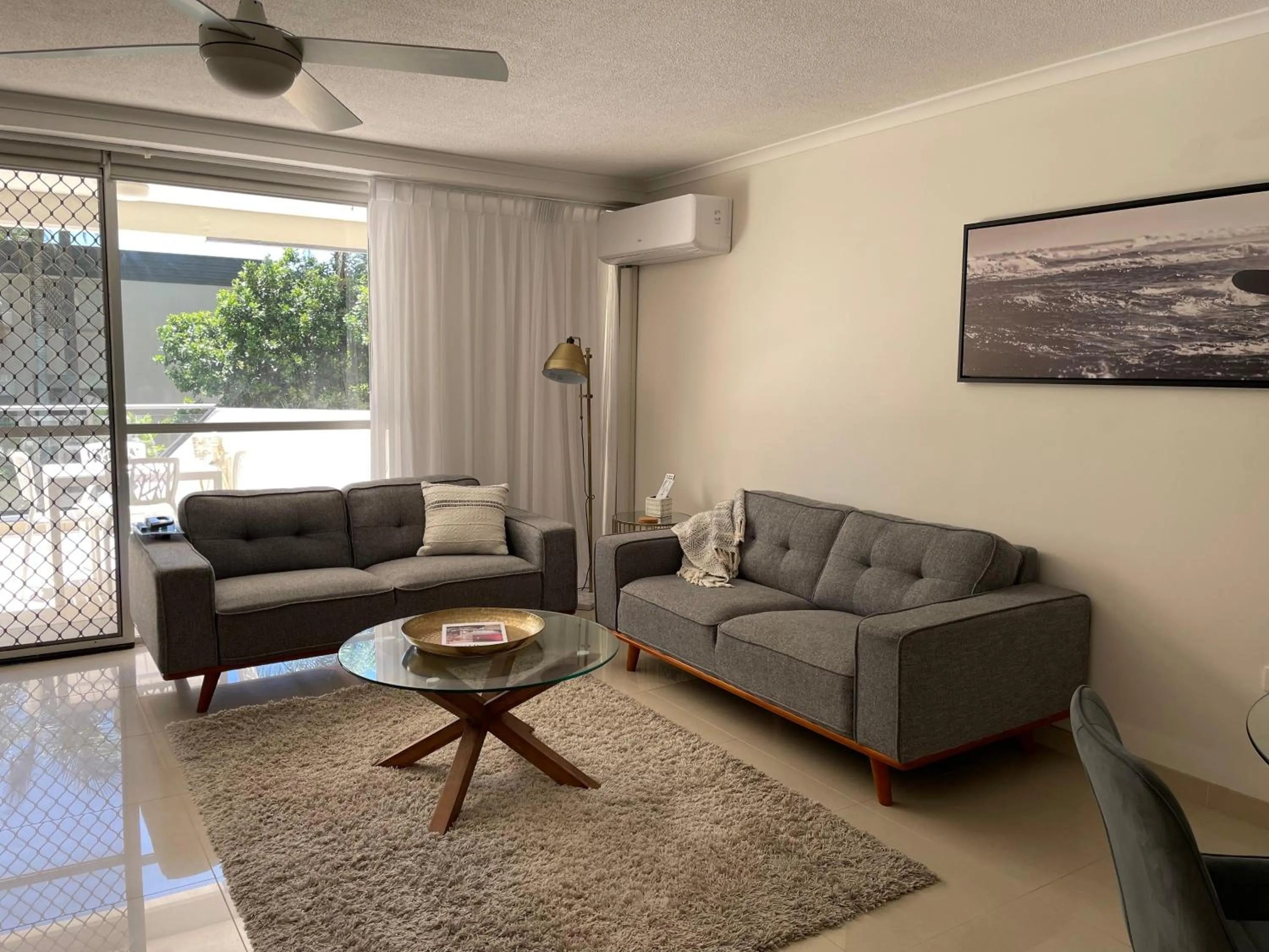 Living room in Baronnet Apartments