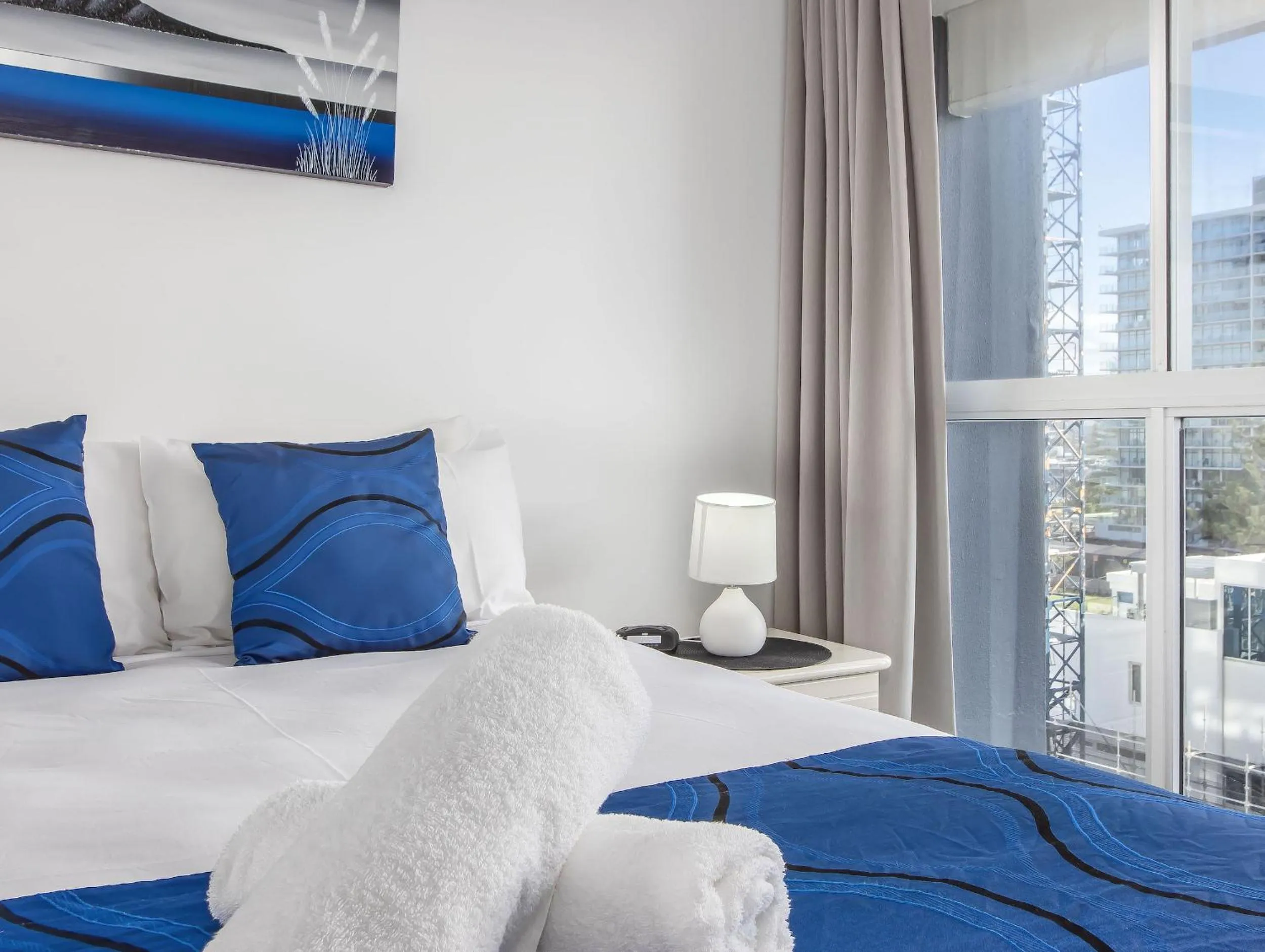 Bed in Baronnet Apartments