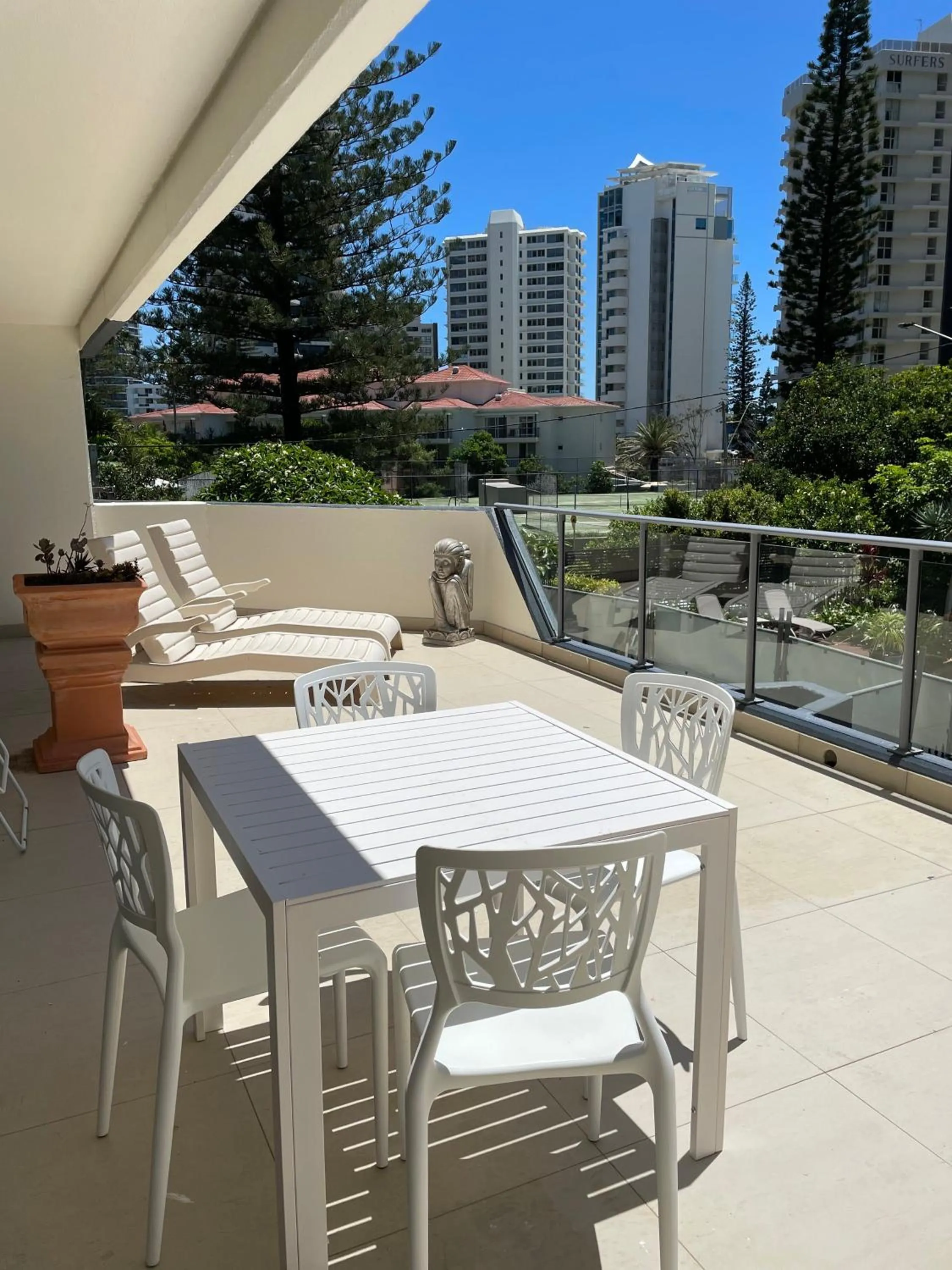 Balcony/Terrace in Baronnet Apartments