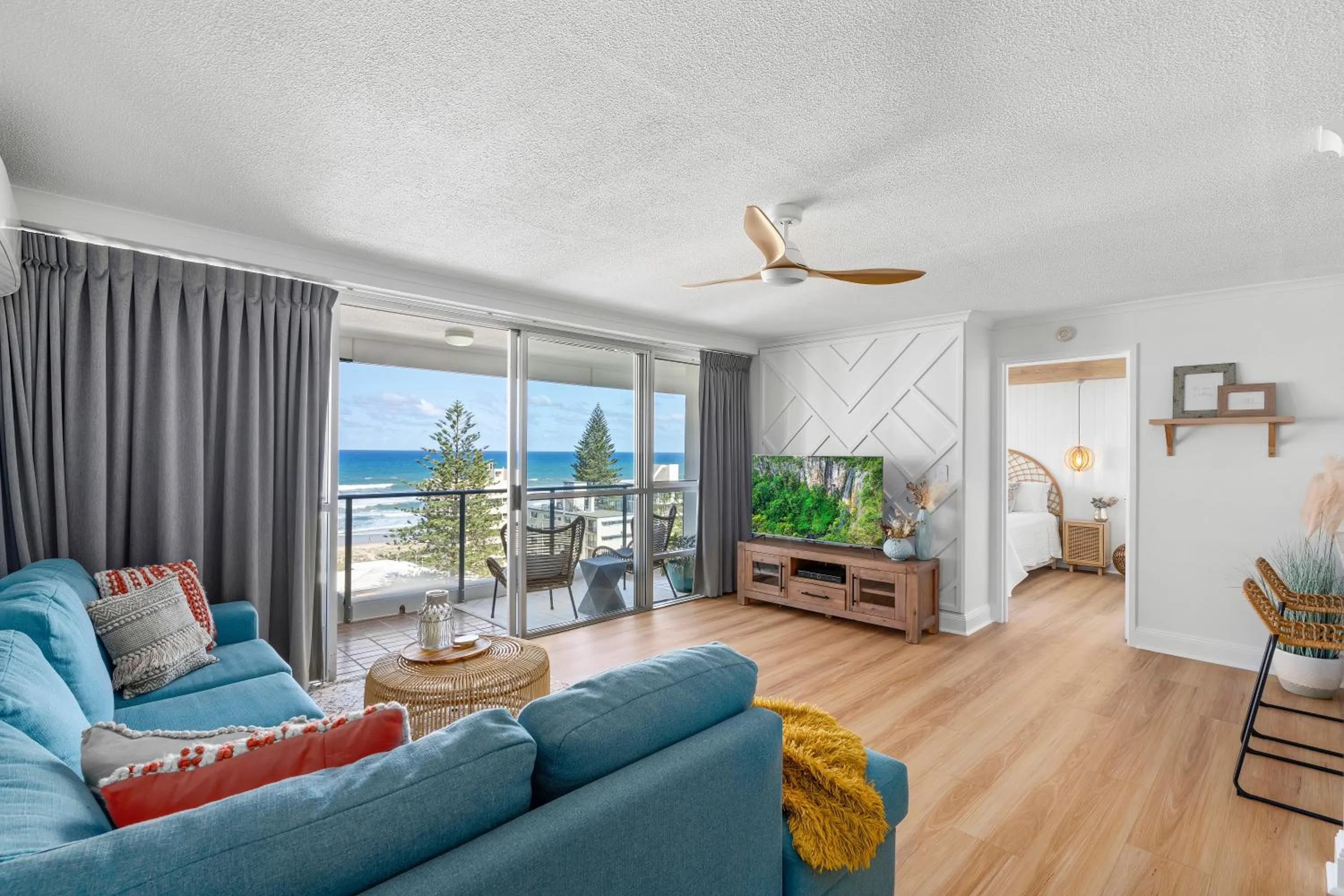 Living room in Baronnet Apartments