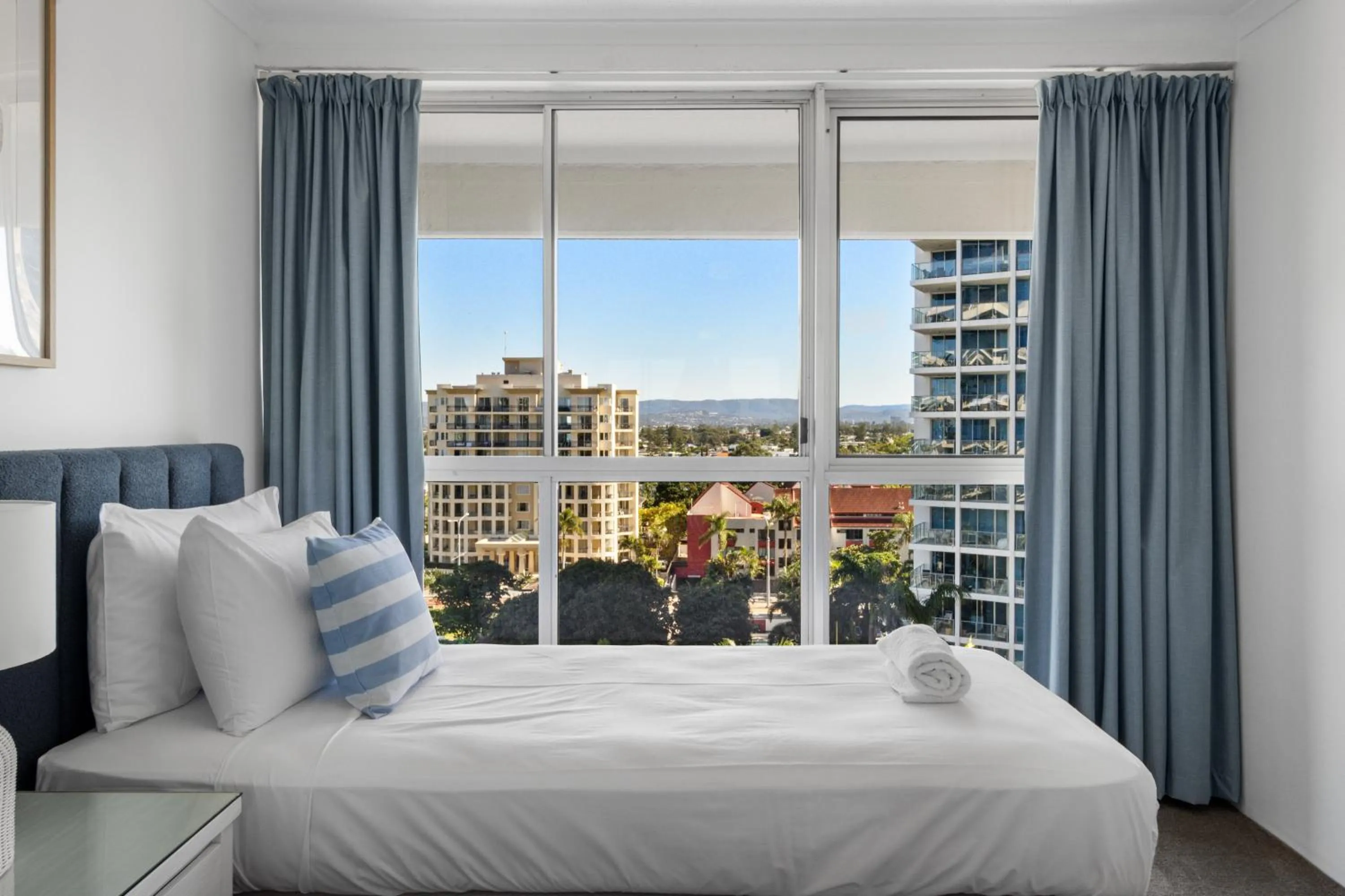 Bed in Baronnet Apartments