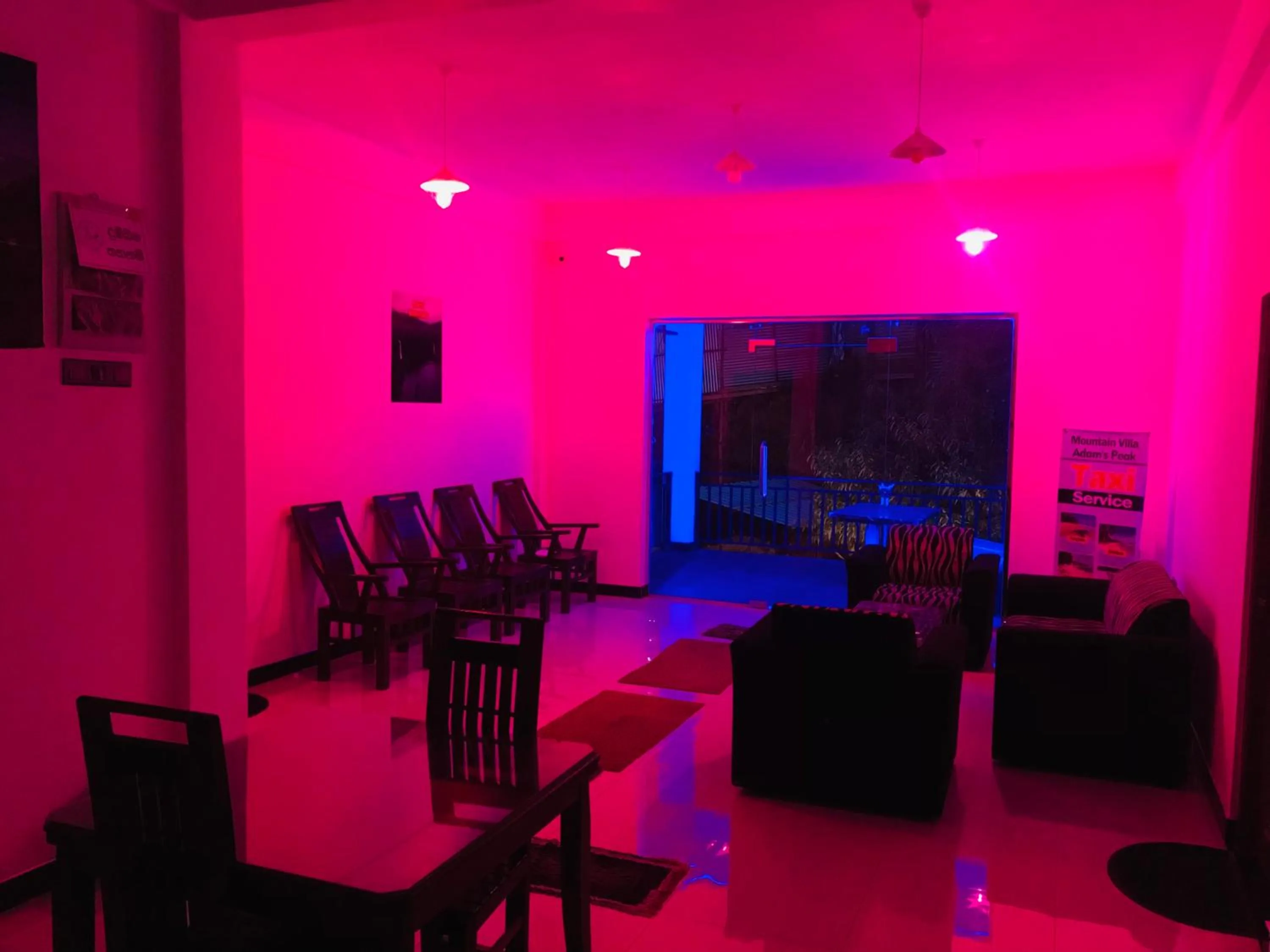 Restaurant/places to eat in Mountain Villa Adam's Peak