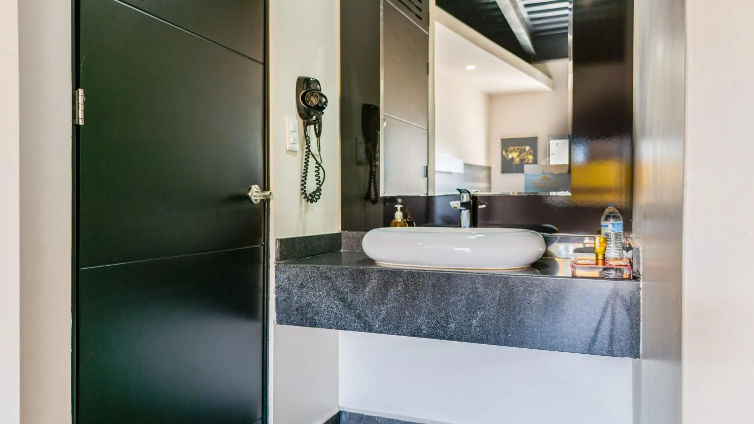 Bathroom in Homesuites Malecon