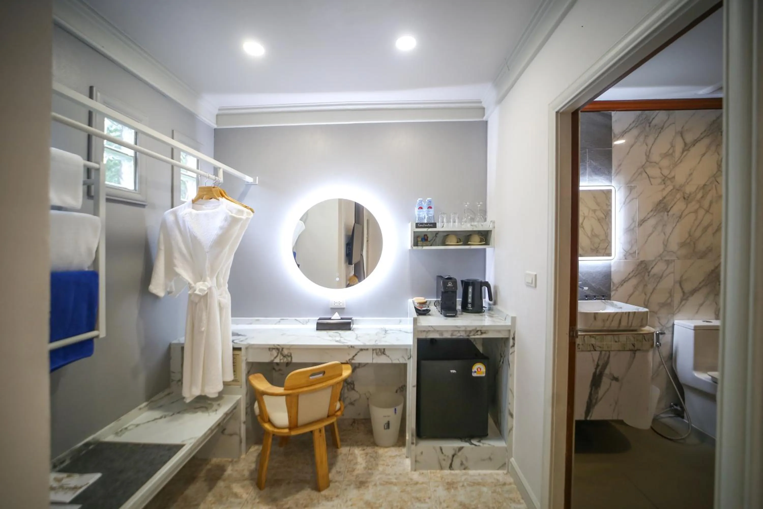 Coffee/tea facilities in Sand Sea Resort Railay Beach