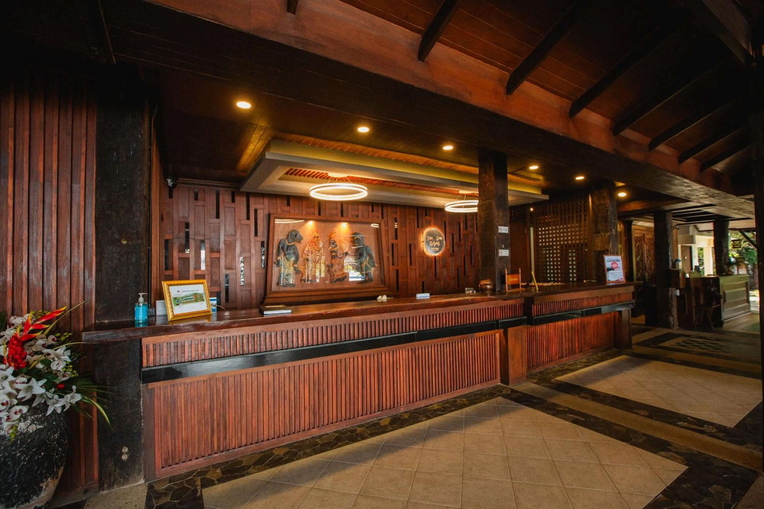 Lobby or reception in Sand Sea Resort Railay Beach