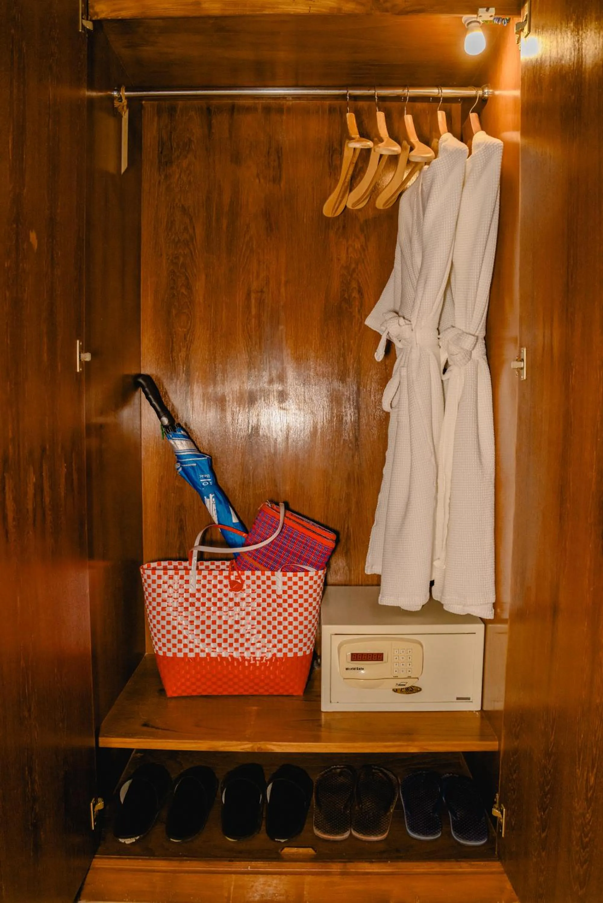 wardrobe in Sand Sea Resort Railay Beach