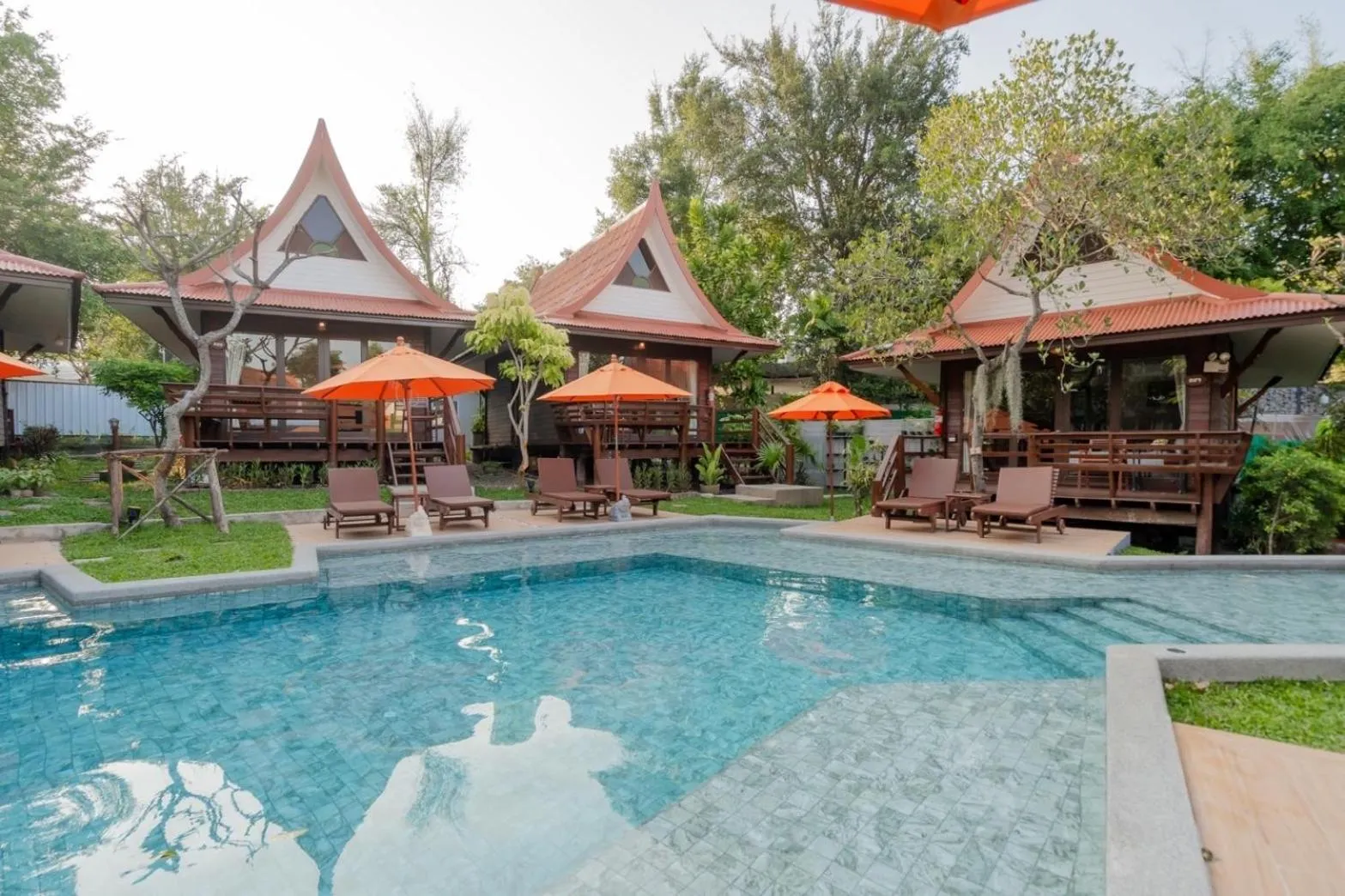 Pool view in Baan Duangkaew Resort