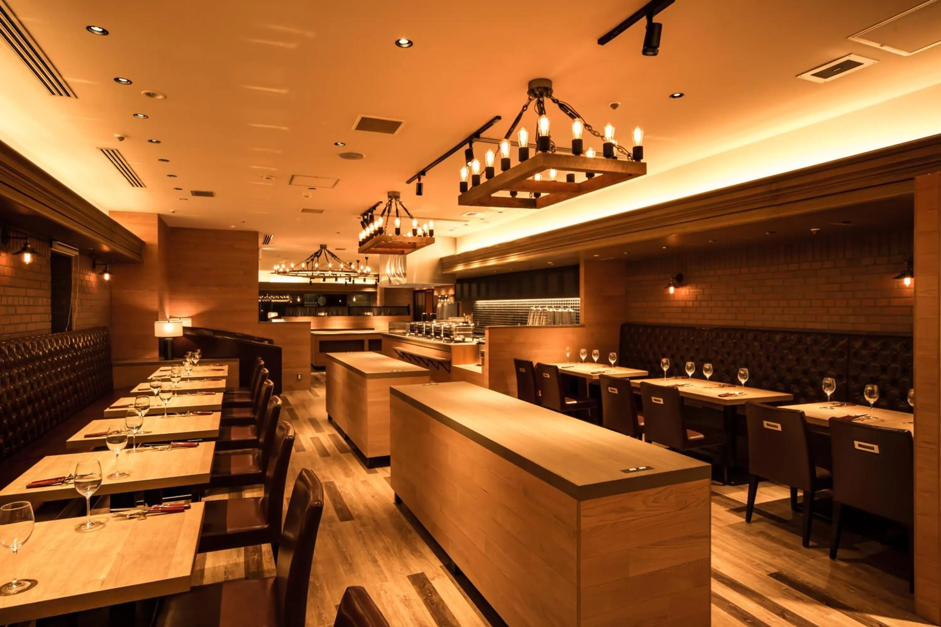 Restaurant/places to eat in Osaka Tokyu REI Hotel