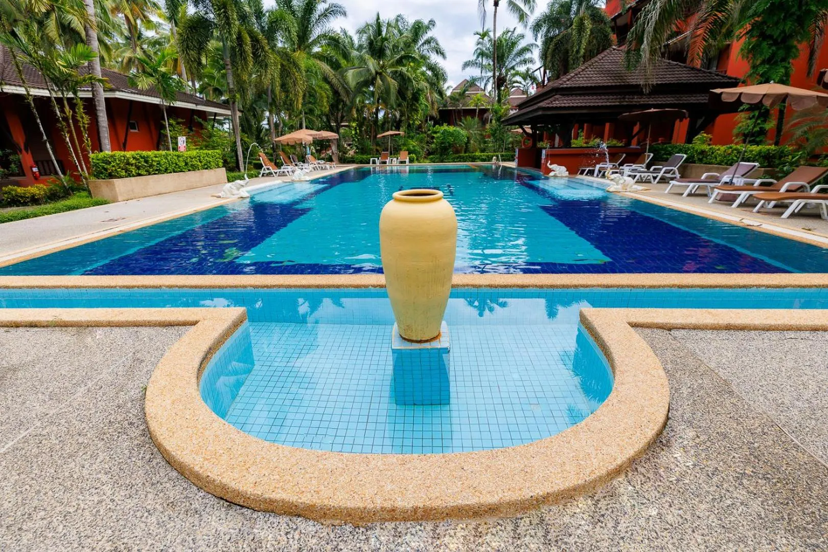 Swimming pool in Sudala Beach Resort