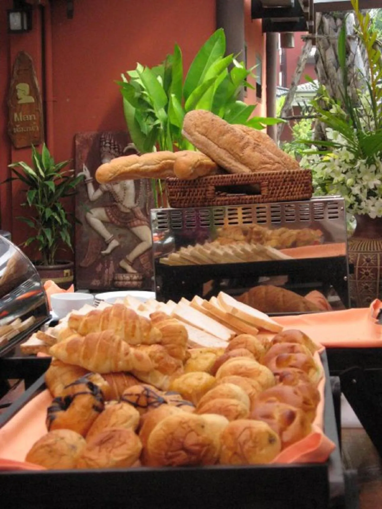 Restaurant/places to eat in Sudala Beach Resort