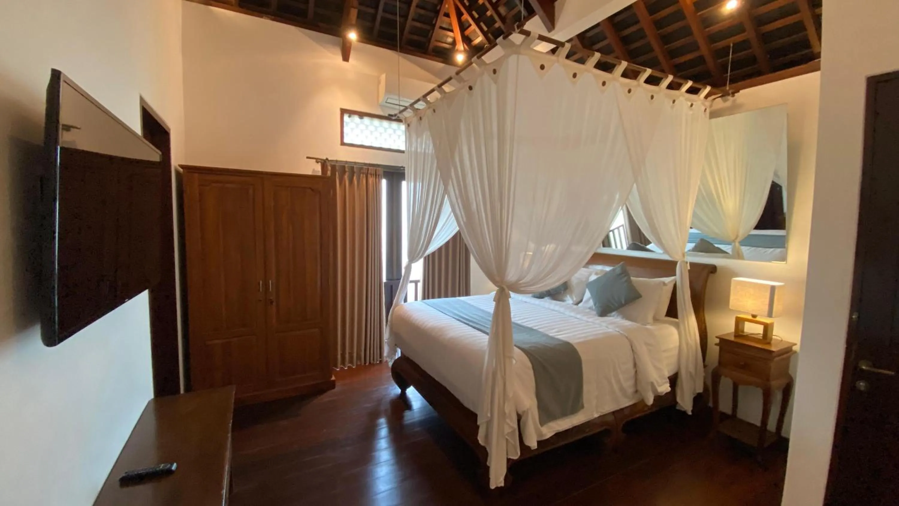 Bed in djabu Canggu Beach Villa