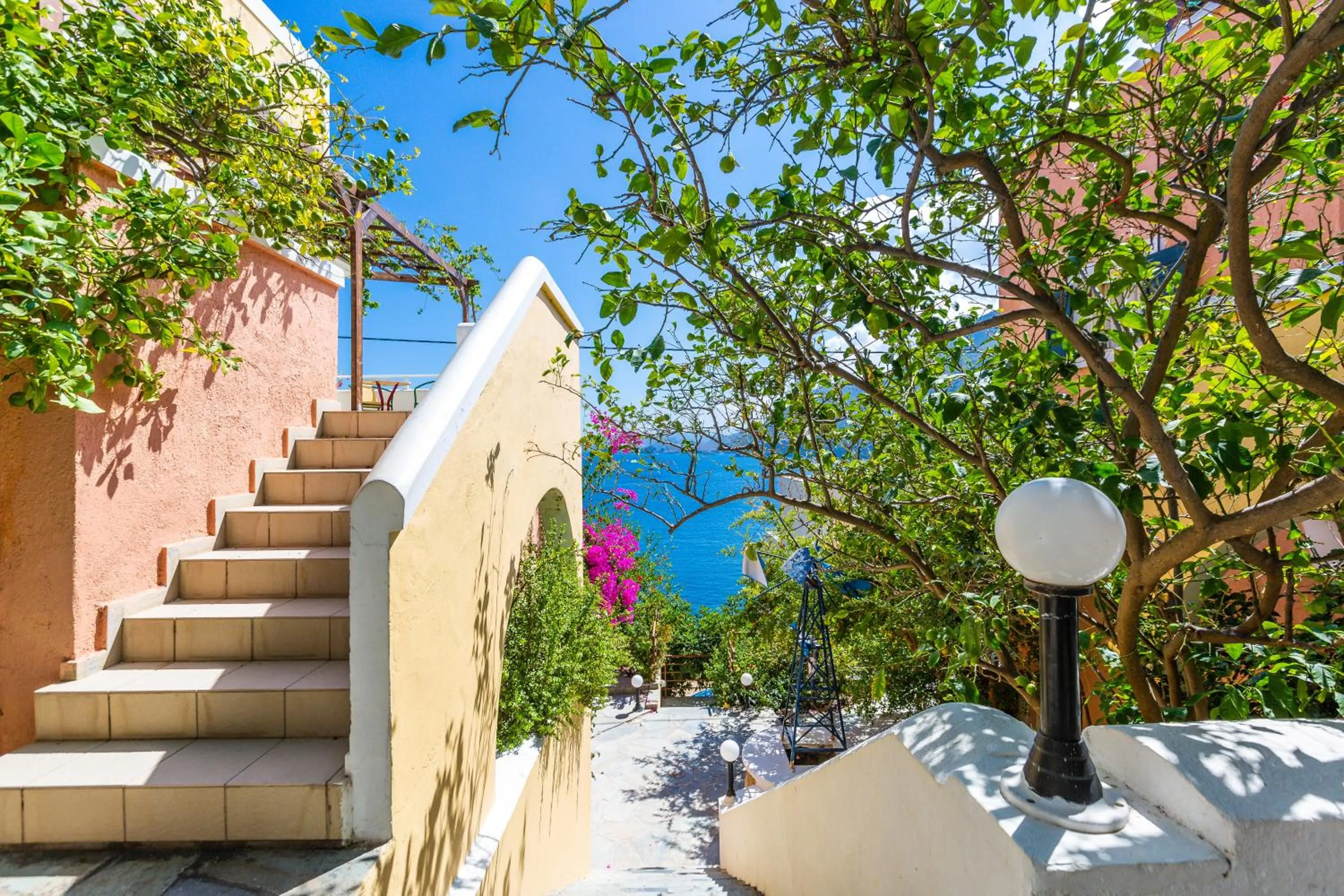 Garden view in Ormos Atalia